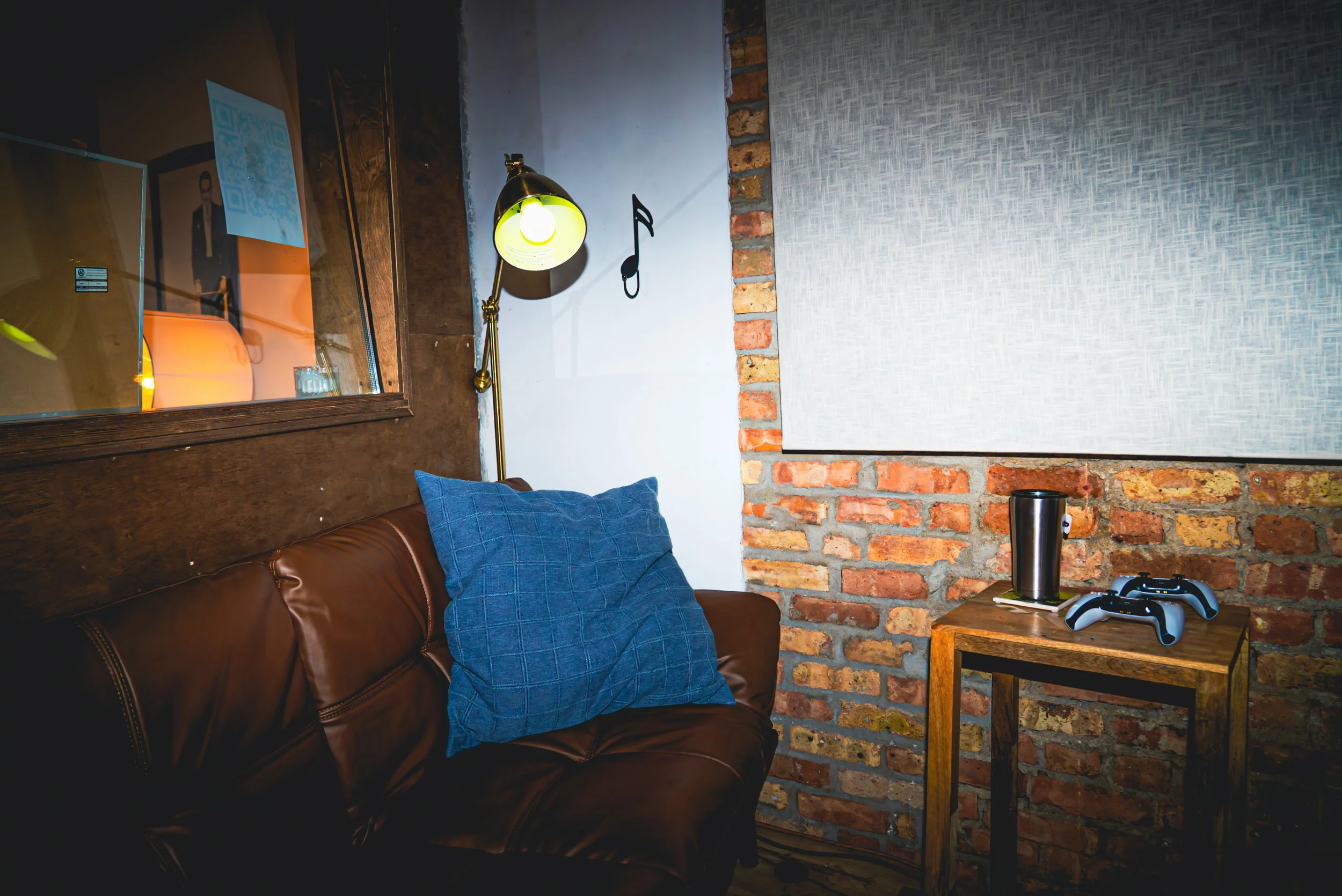 studioSHAPES Booth II.jpg