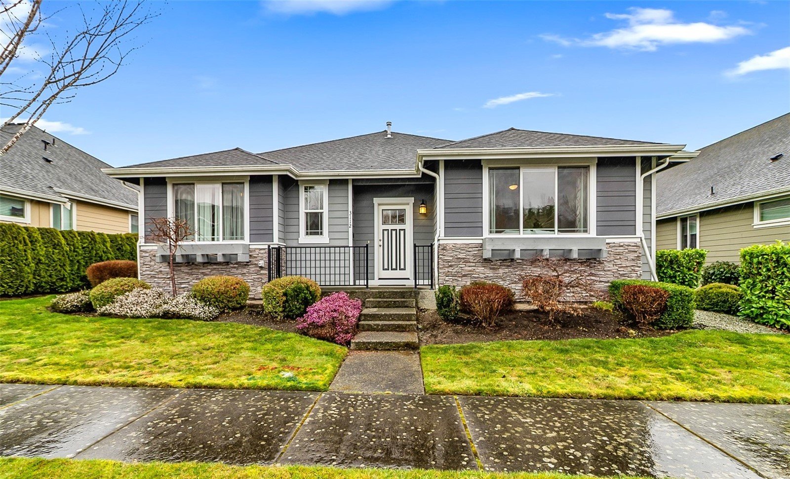 3112 Loch Ness Loop, Mount Vernon, WA 98273