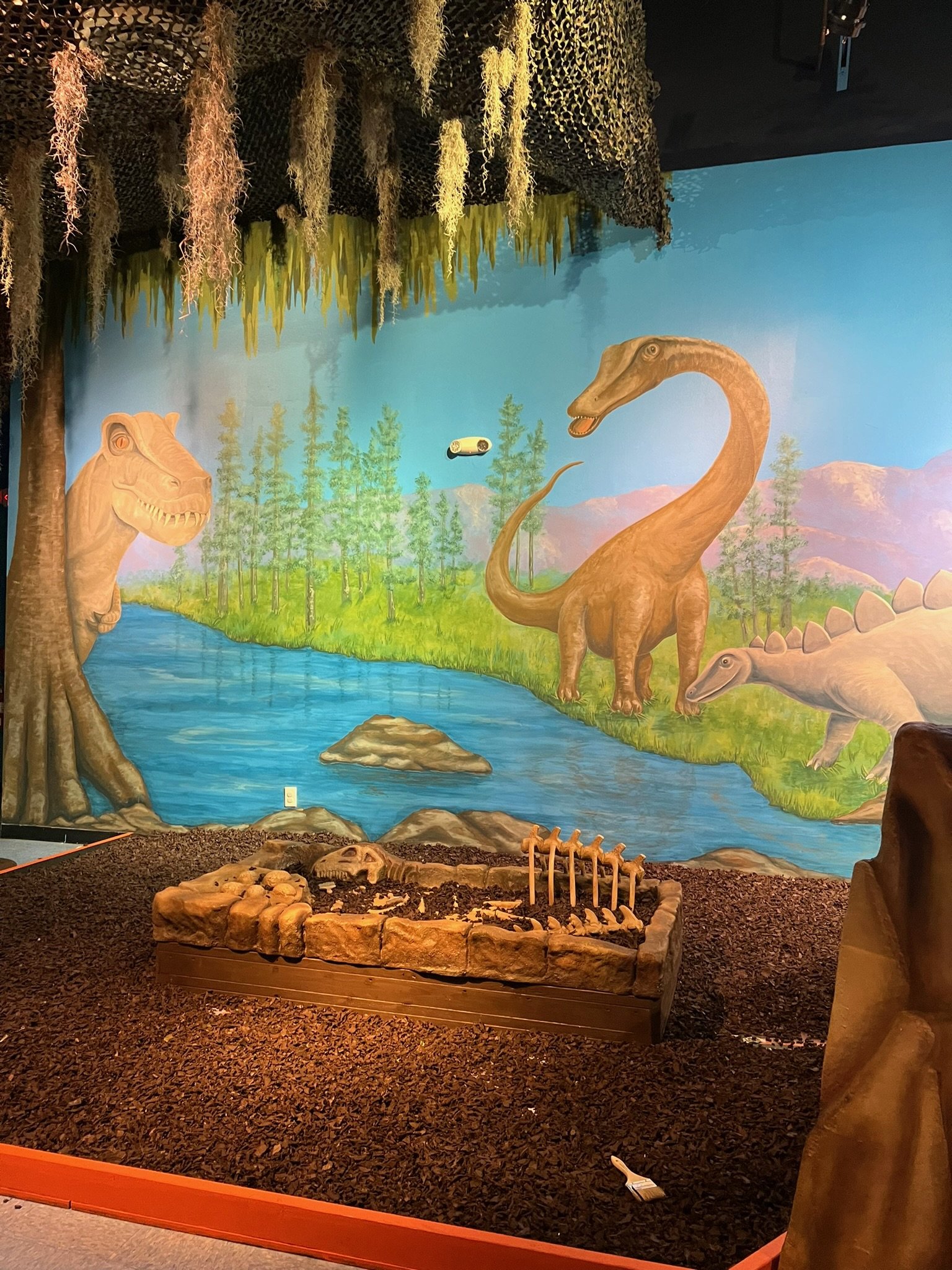 ROAR AND EXPLORE DINOSAURS MIAMI CHILDREN'S MUSEUM