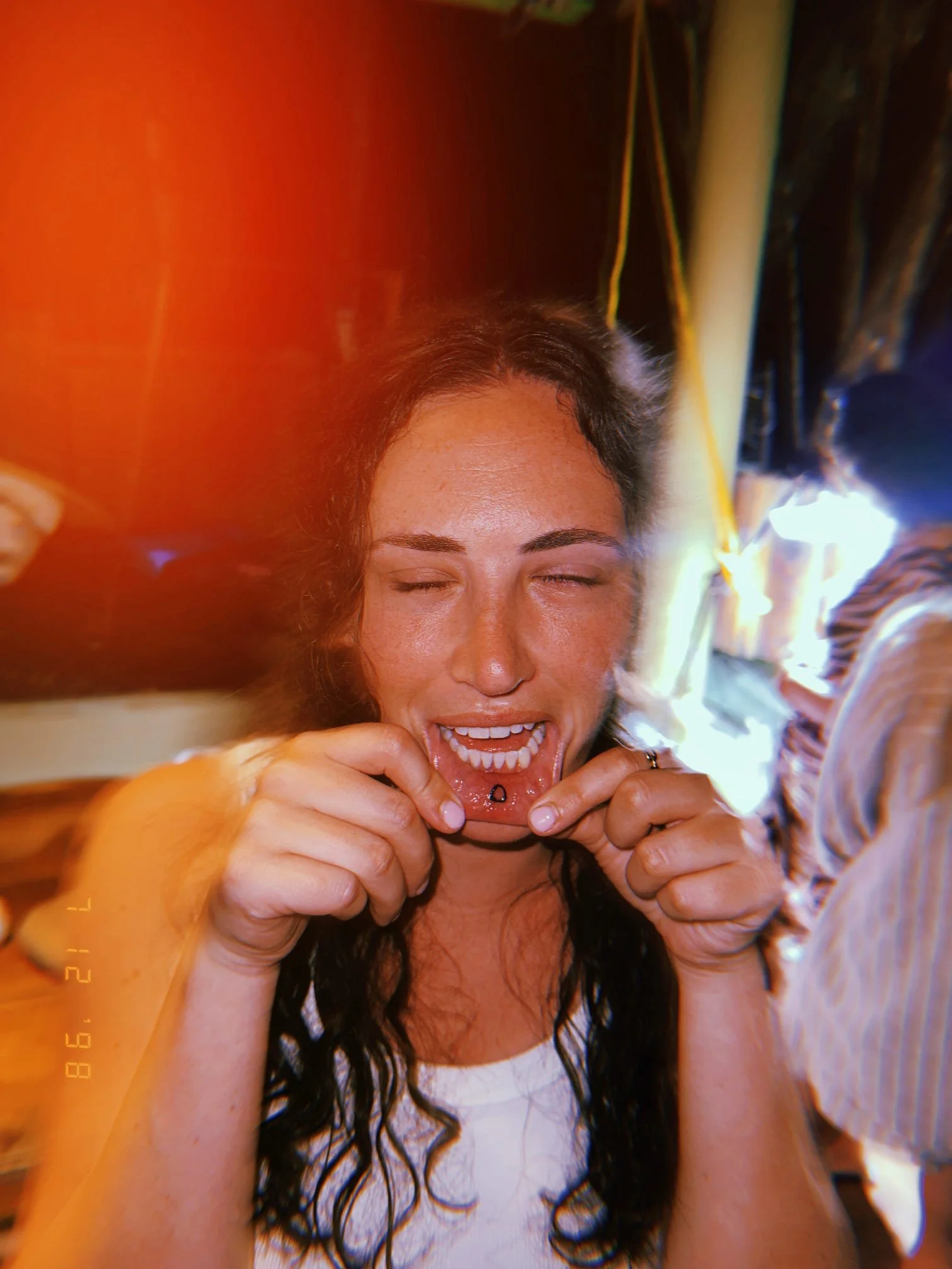 000143.jpg
