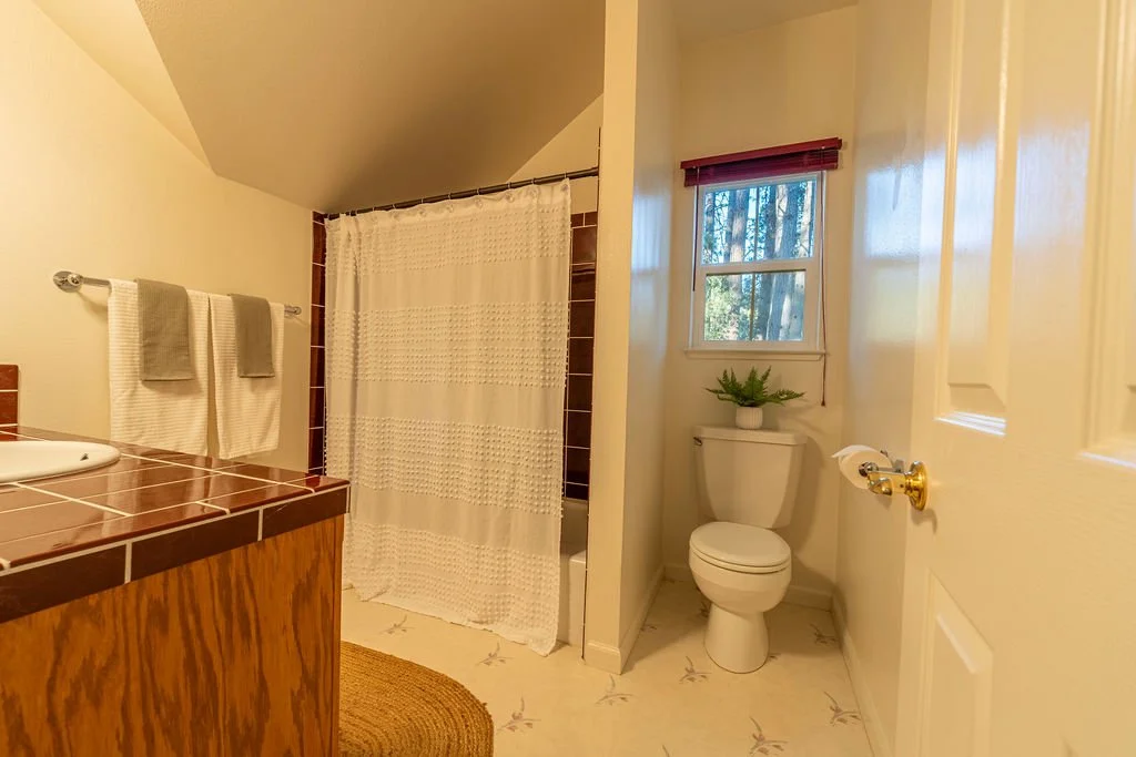 *47 Up-Hall-BA-1.jpg