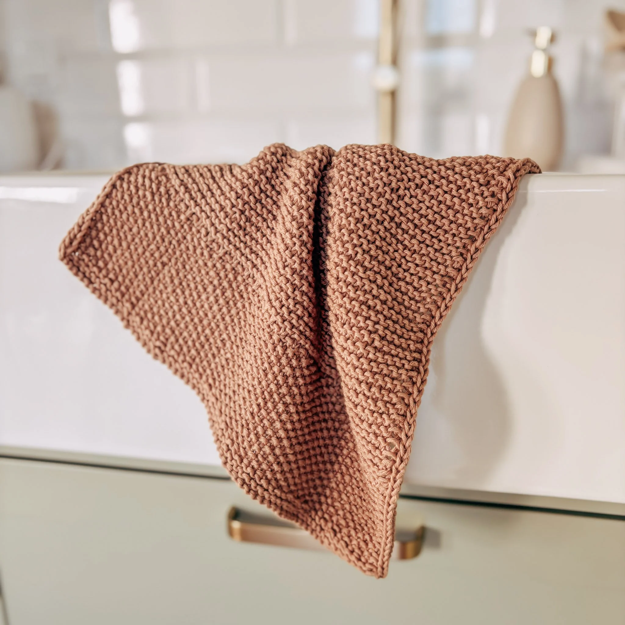 Pepper Kitchen Towel, Free Knitting Pattern