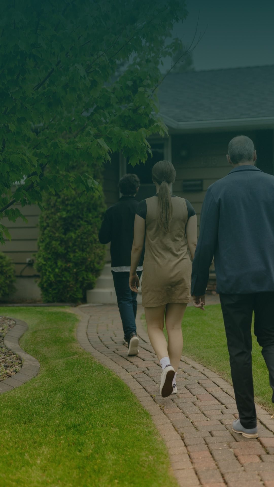 Real estate propaganda we are falling for, always!
— Pre-approved home buyers ✅
— Endless listings 📋
— Good communication 📲
— Smooth home inspections 🔨
— 10% annual ROI rental properties 📈
#propaganda #realestate
