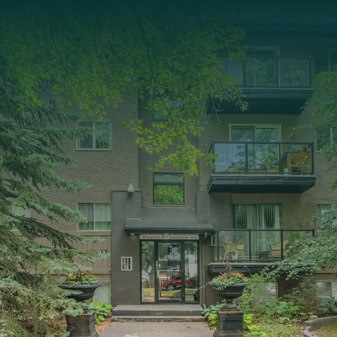 NEW LISTING | in the ❤️ of Nutana, that we couldn’t post soon enough— it’s already conditionally SOLD within hours of being on the market! 🔥
— 2 bed 🛏️ 1 🛁
— fully furnished 📺
— easy access to U of S bus rou