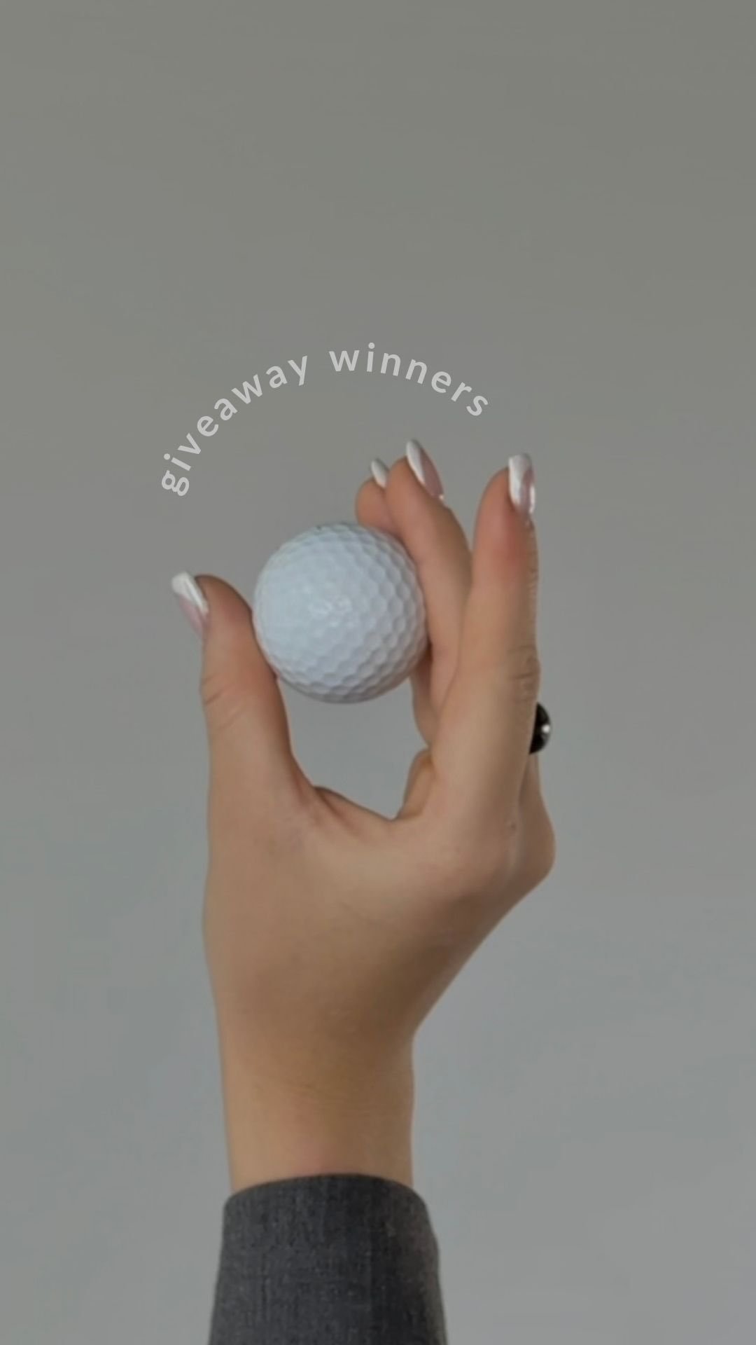 Drumroll please… 🥁
1, 2, 3, 4 LUCKY WINNERS! 🎉
A huge thank you to all of our favorite brands for making this giveaway possible, we couldn’t have done it without you!
👉 Check out our stories + your DMs to see if you’re one o