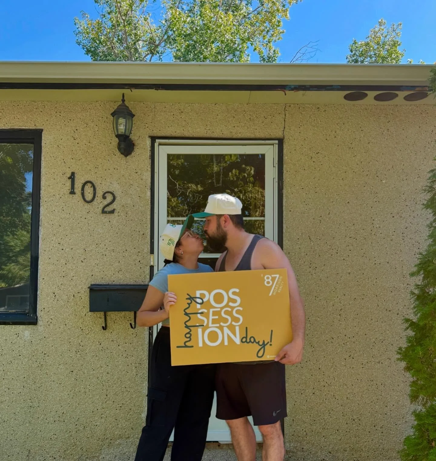 A kiss to seal the deal! 💋💌
Wishing you endless memories in your new home, T + M! Thank you for allowing us to be apart of it ✨