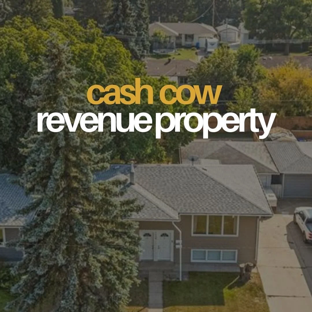 NEW LISTING | Bi-level home in Nutana Park with a built in mortgage helper💰
🌟 Main floor offers: 3 bed 🛏️ 1 bath 🛁
— previously rented for $1,500
✨ Legal suite offers: 2 bed 🛏️ 1 bath 🛁
— previously rented for $1,300
Upgrades: