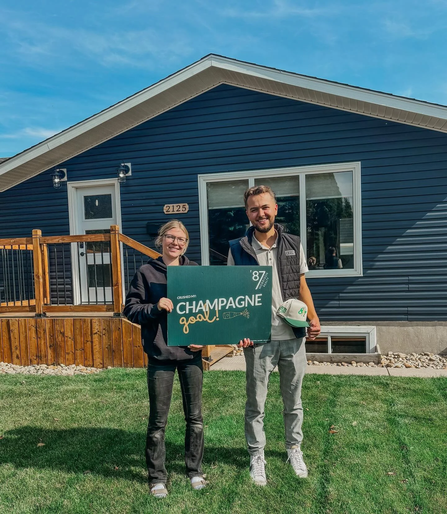 A house becomes a home today! 🏡🤍
Congratulations D + V, it was an absolute pleasure working with you guys!