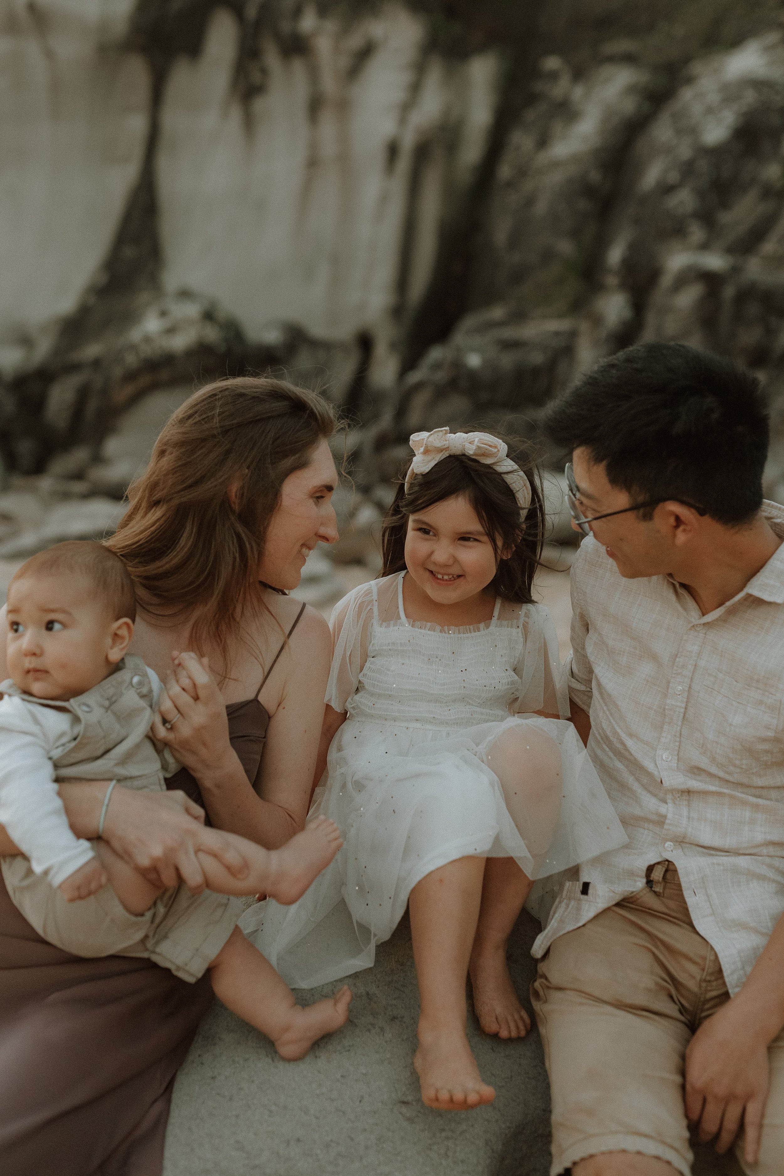 motherhood-photographer-sydney-mother-with-children.jpg.jpg