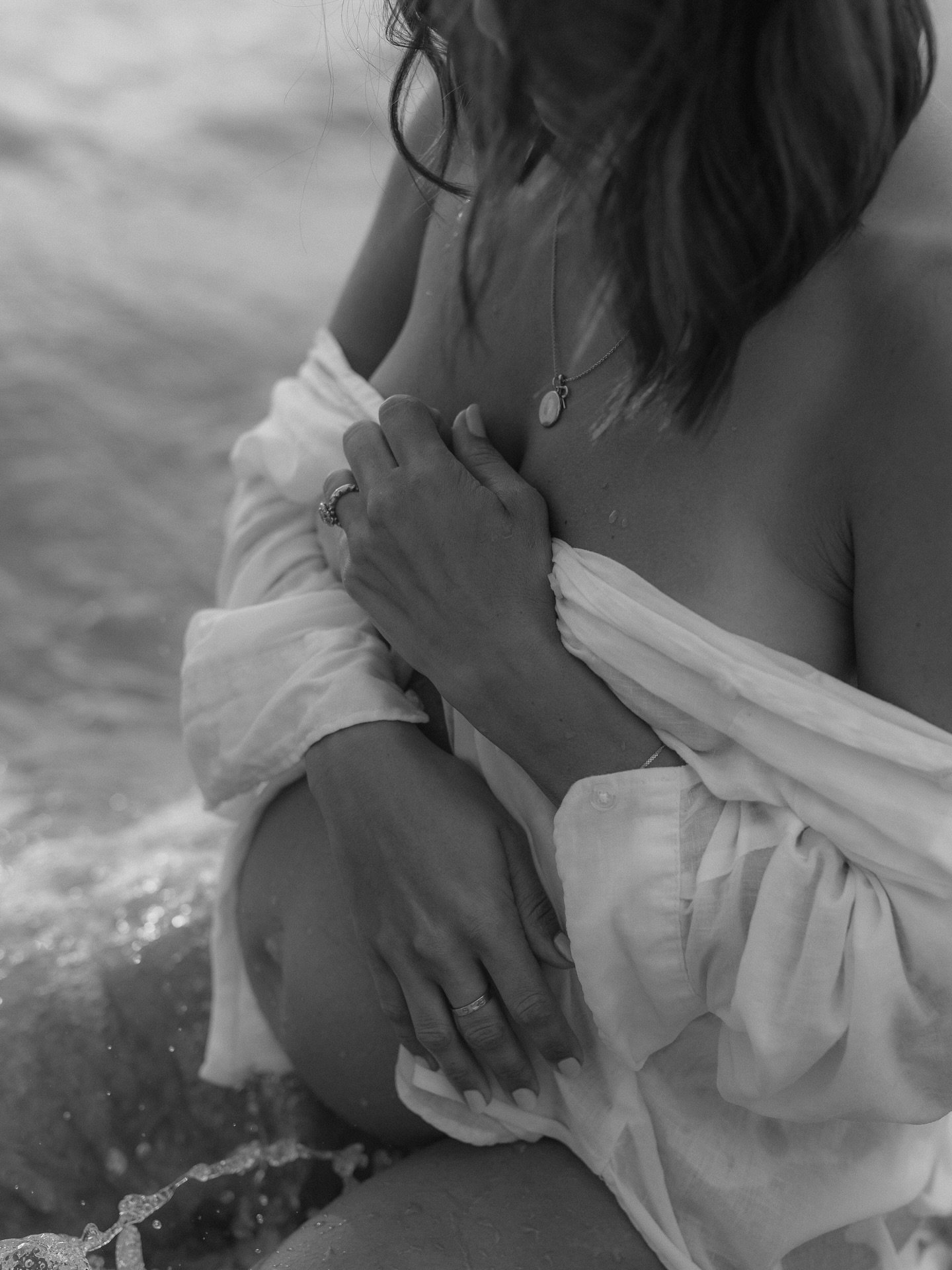 It feels like just yesterday&hellip; but this was a year ago now 🤍

Capturing Rachelle in this chapter of her story - quietly waiting, holding so much love before it had a place to land - is something I still think about often.

What I loved most ab