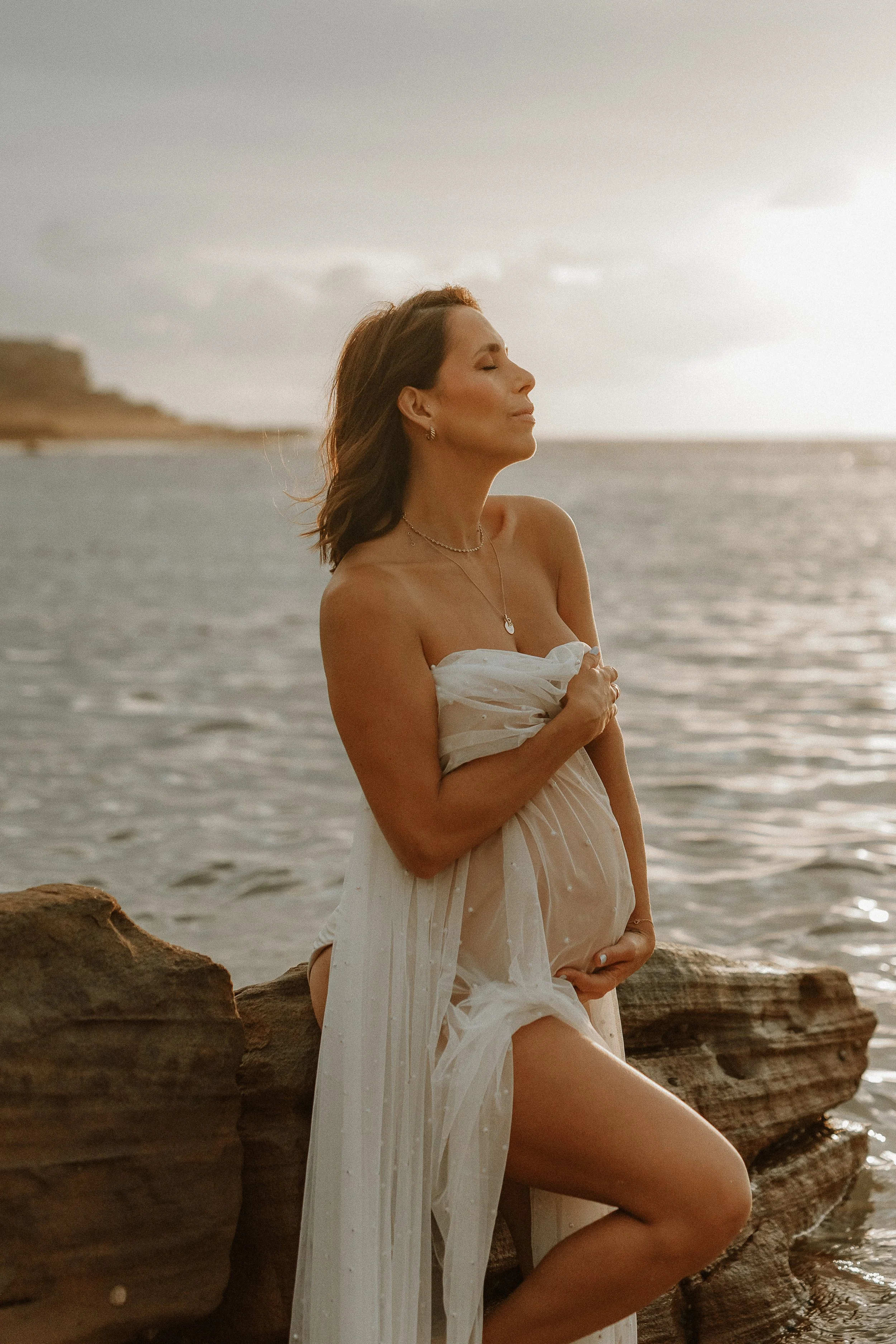 When Is the Best Time to Book a Maternity Photoshoot? (And Why You're Probably Leaving It Too Late)