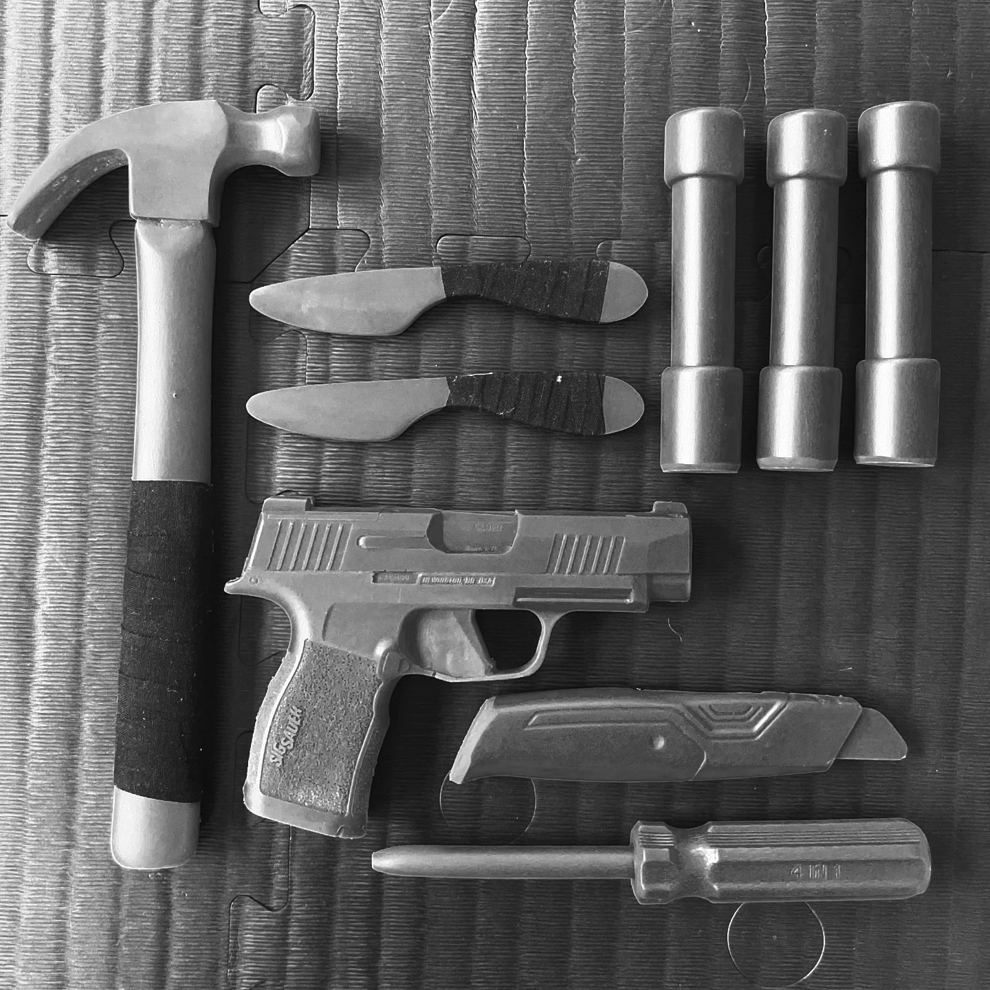 so stoked to have these self-defense trainers from @clantoncombatives!  thanks again, Matt!  and thanks @icymikep over at @rkmtraining for the recommendations!
CLICK THE LINK IN BIO FOR A FREE KUNG FU KESSON!!
.
.
.
#wingtsun #wingchun #vingtsun #kun