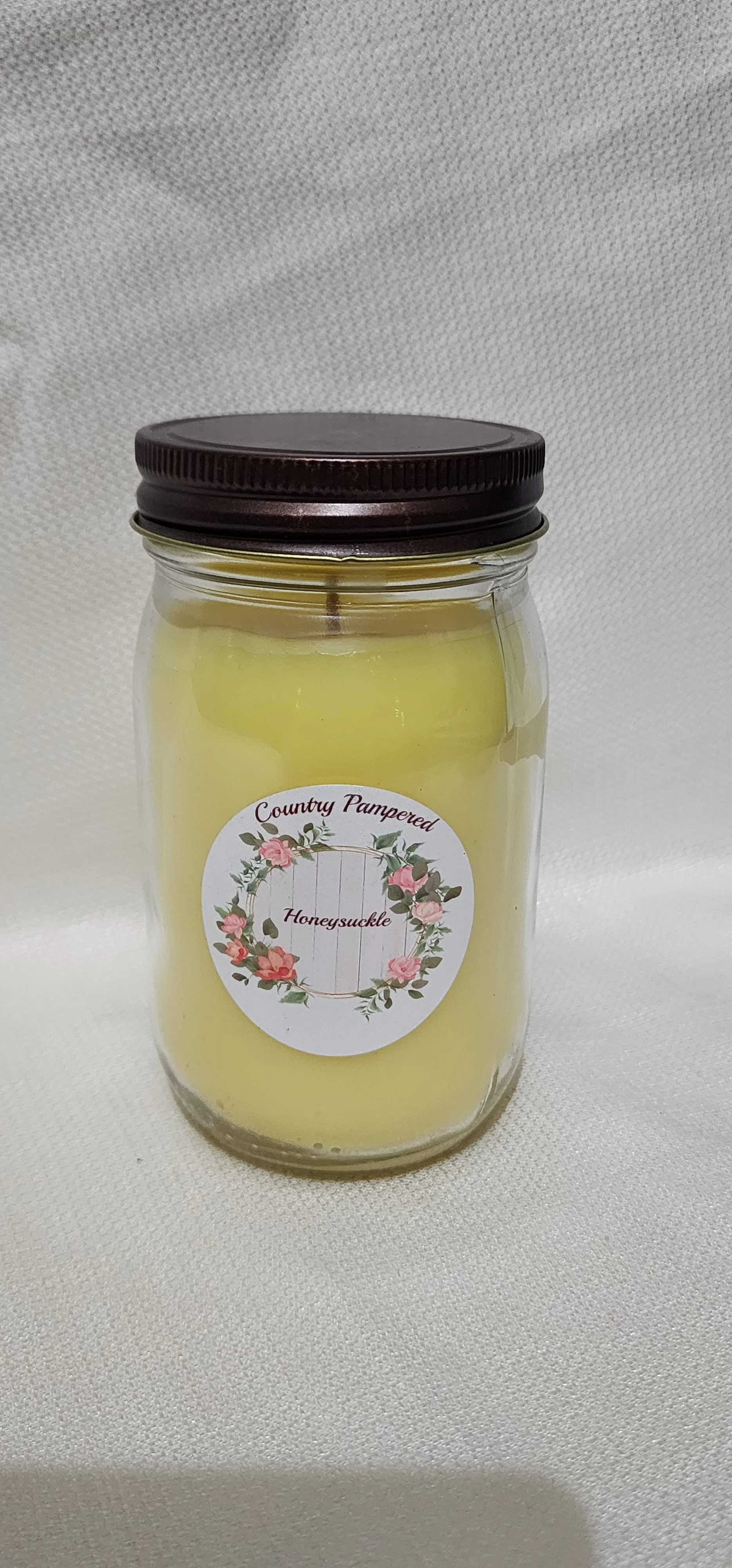 Honeysuckle 16 oz.