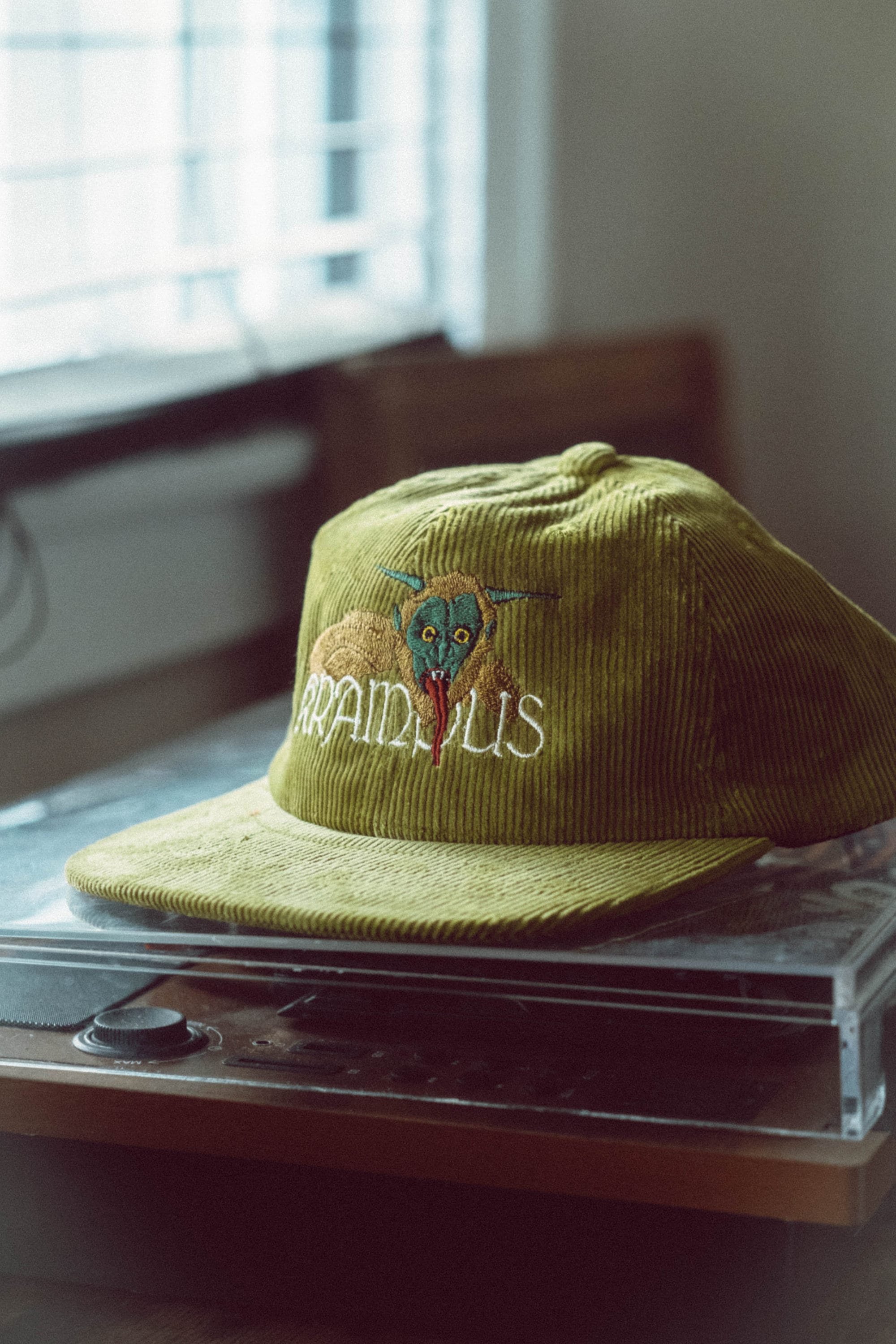 https://i.etsystatic.com/12943463/r/il/7e6210/4386670831/il_fullxfull.4386670831_keod.jpg