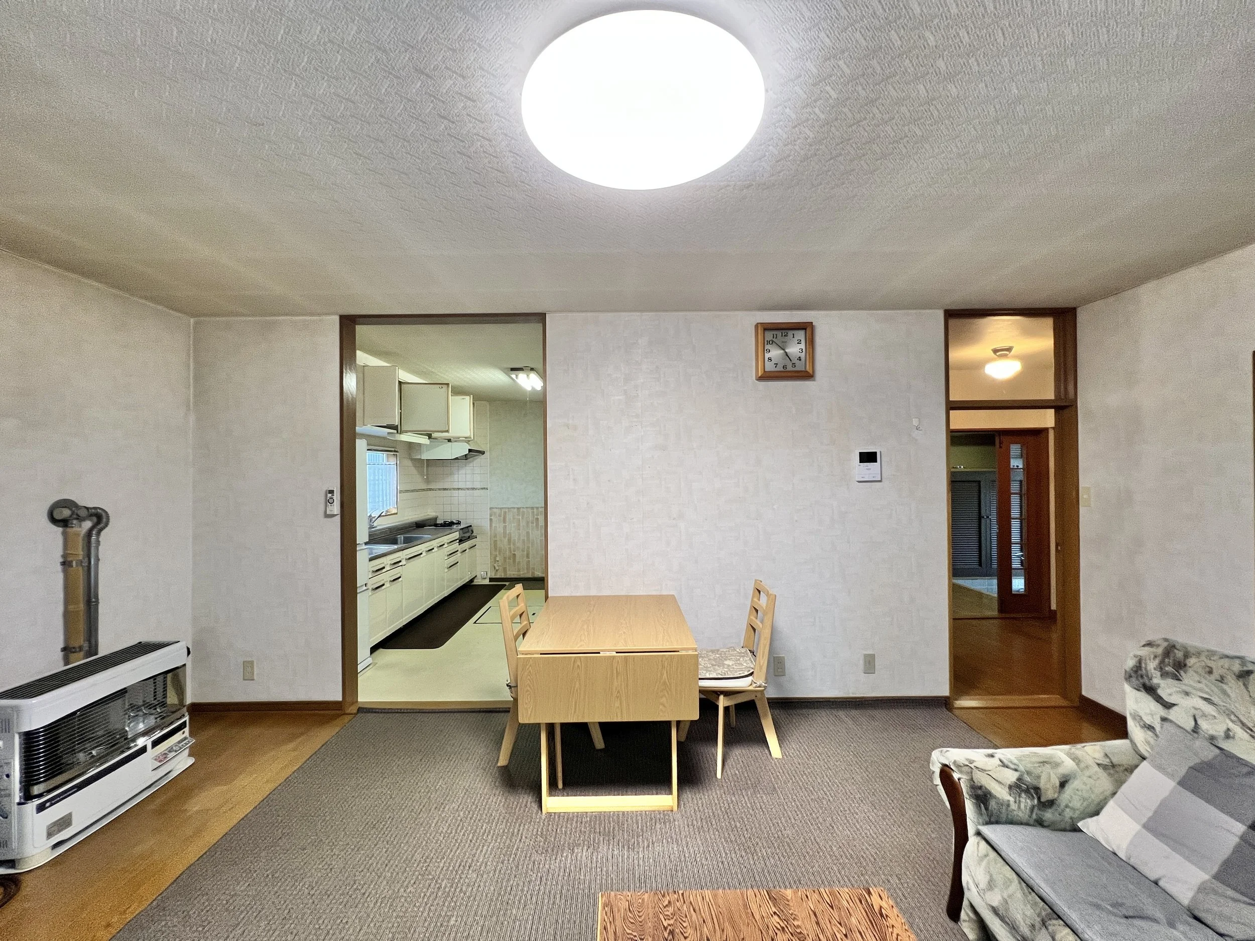 Living Room 3.jpg