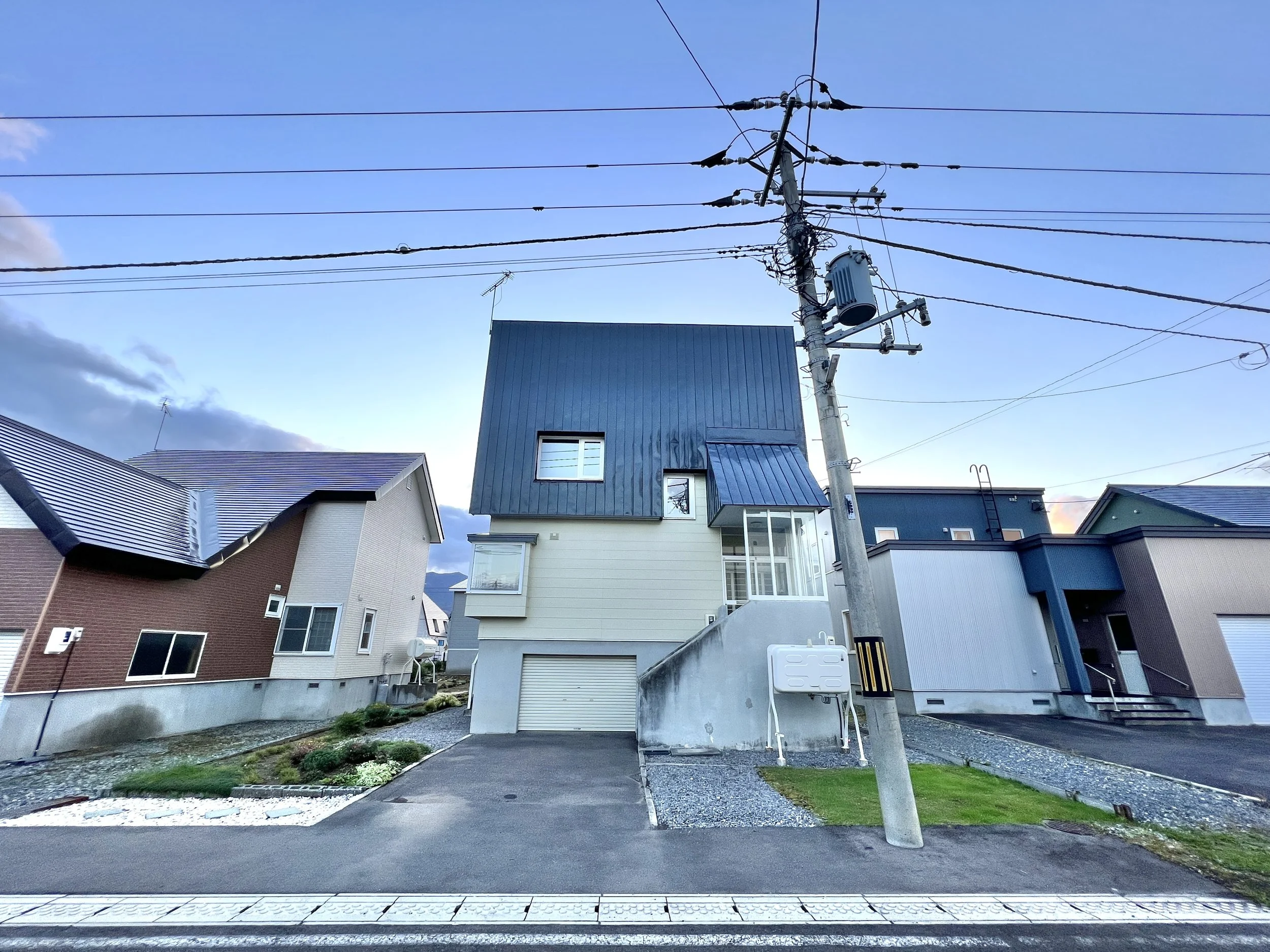 Front View 3.jpg