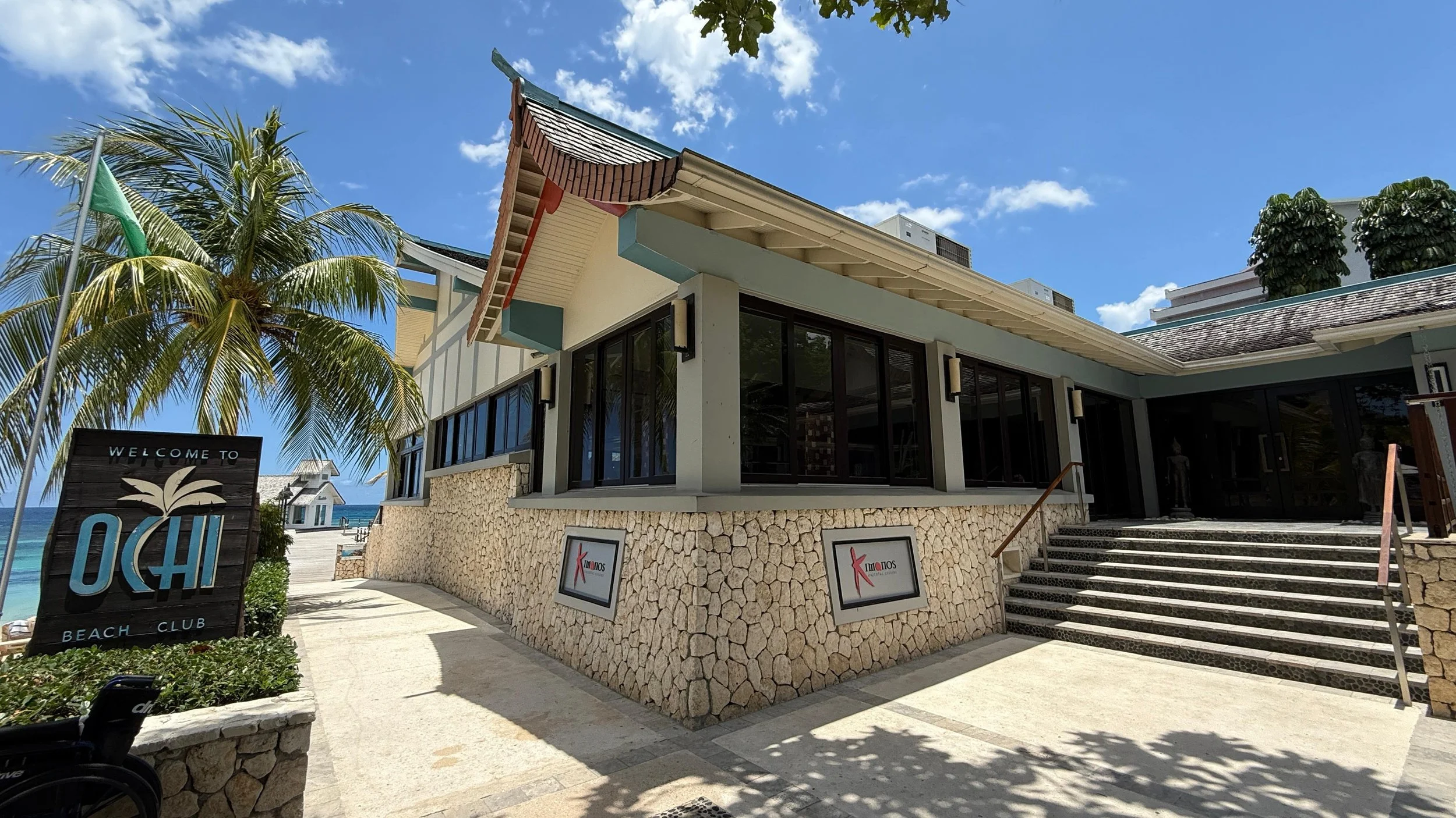 Kimonos at Sandals Ochi