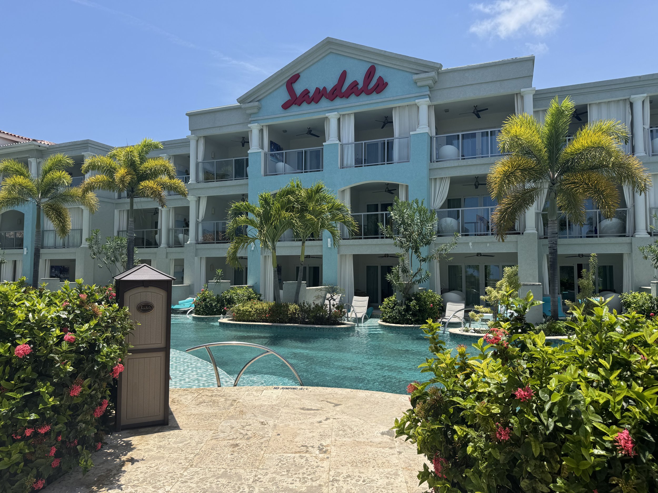 Swim Up Rooms