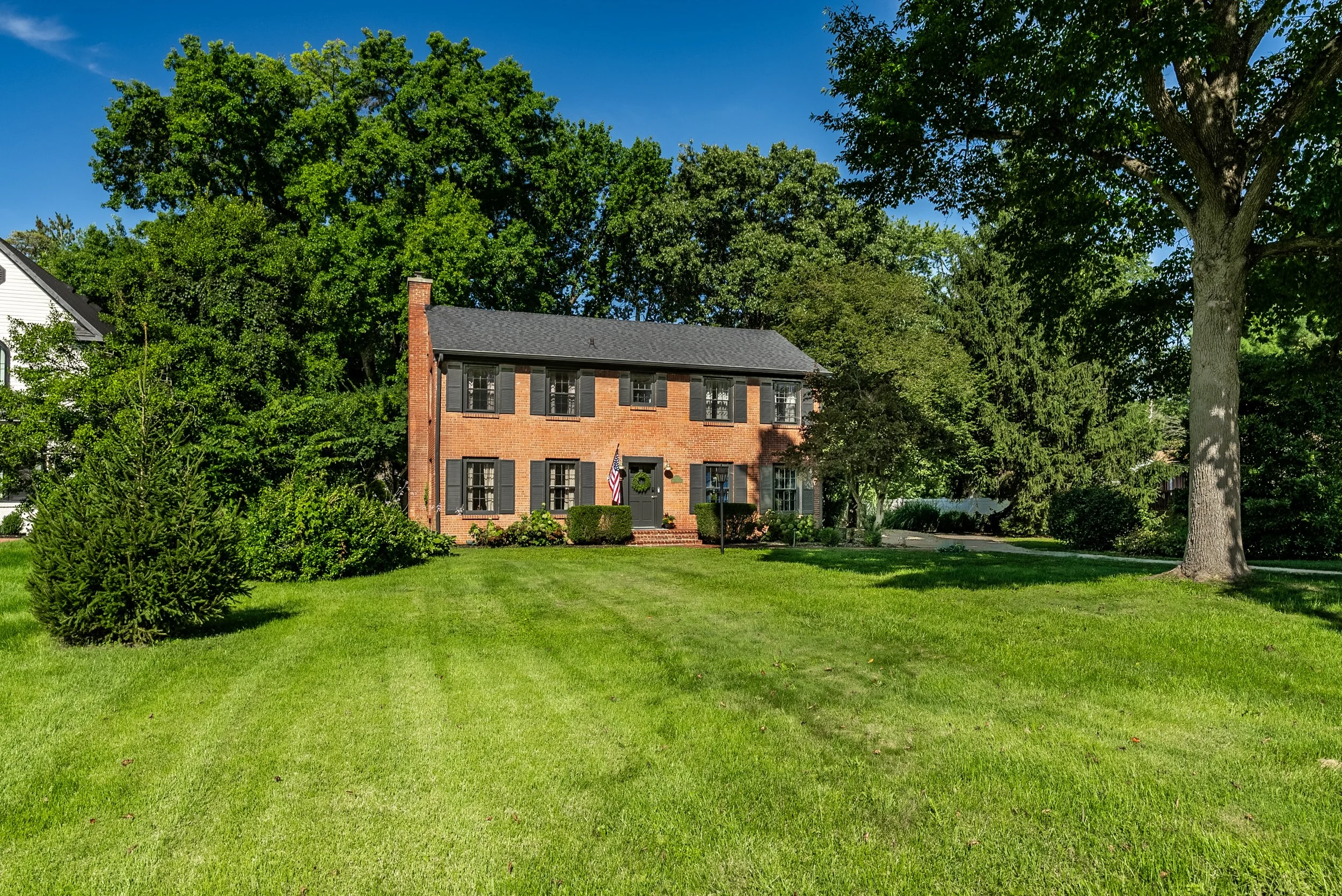 1-7508 N Meridian St - Exteriors.jpg