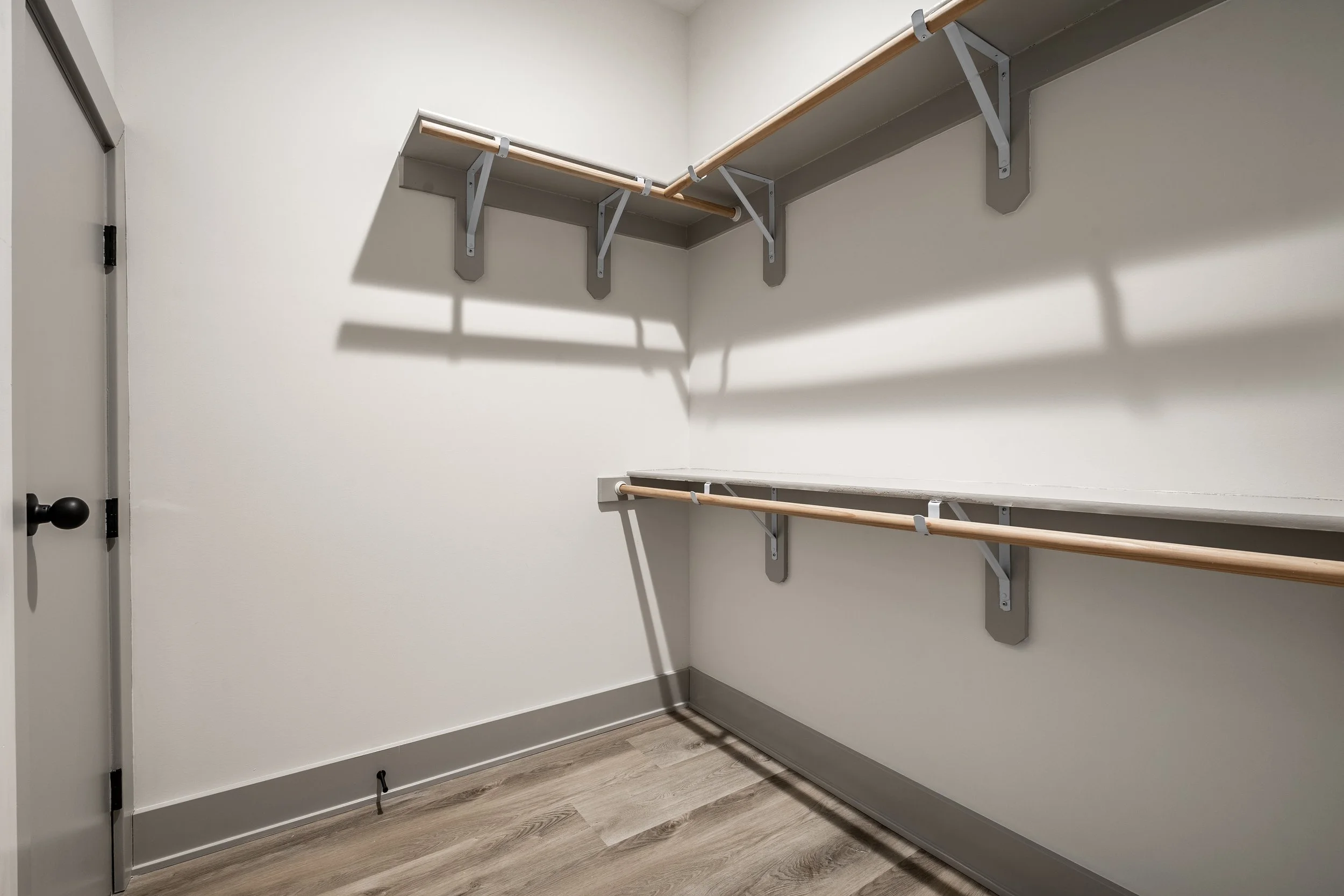 26 - 530 W 41st St.jpg