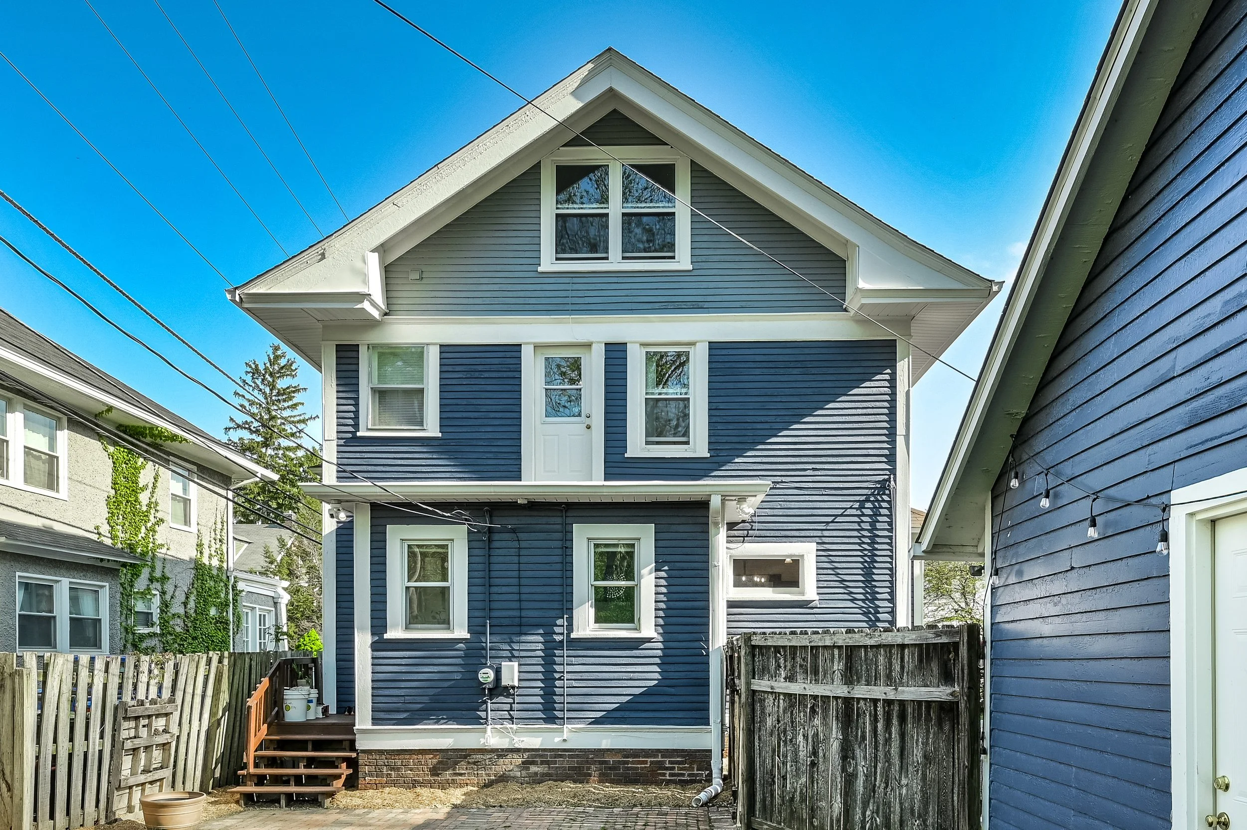 46 - {401 E 37th St}.jpg