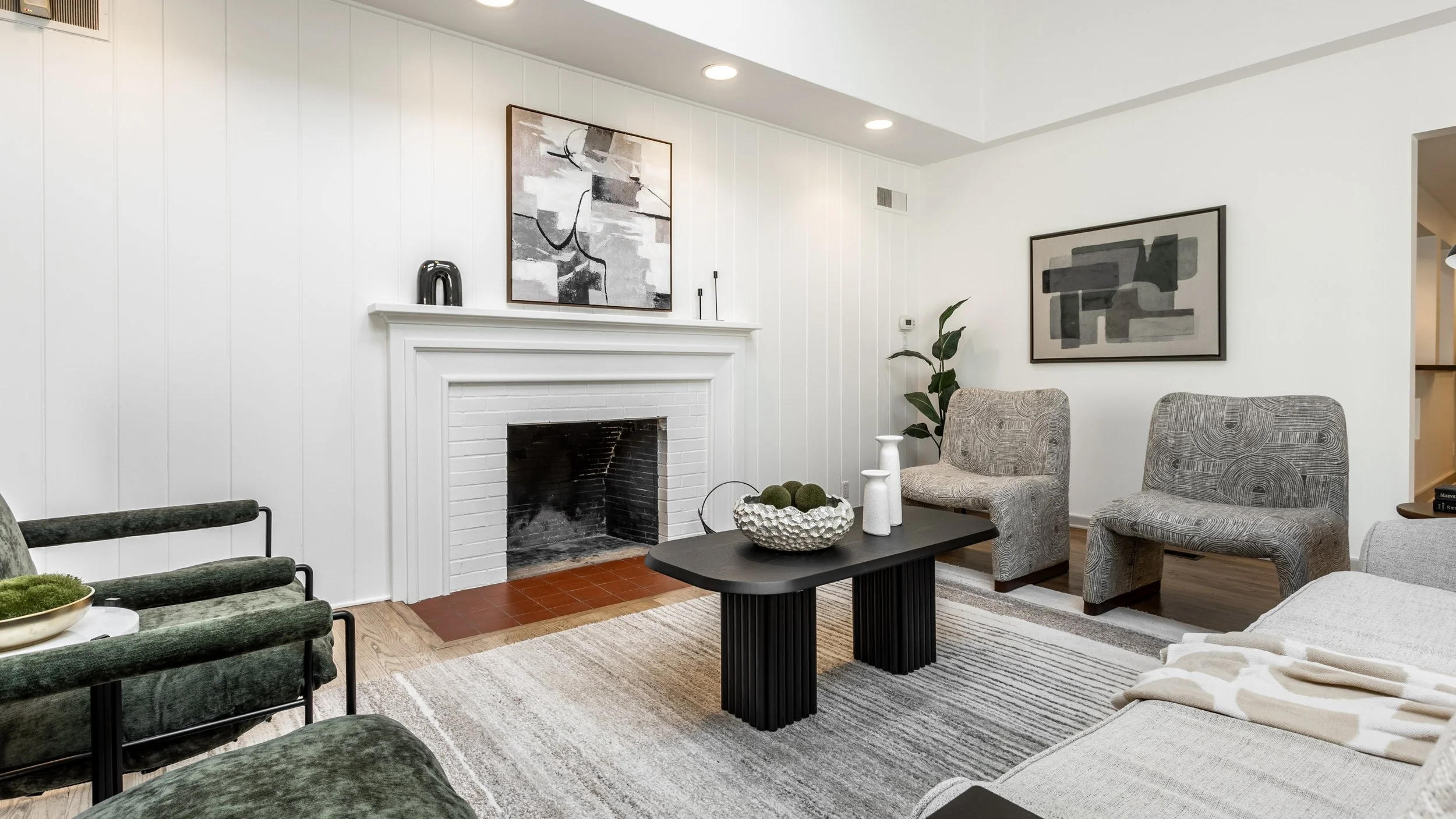 10-1207 Golden Hill Dr.jpg