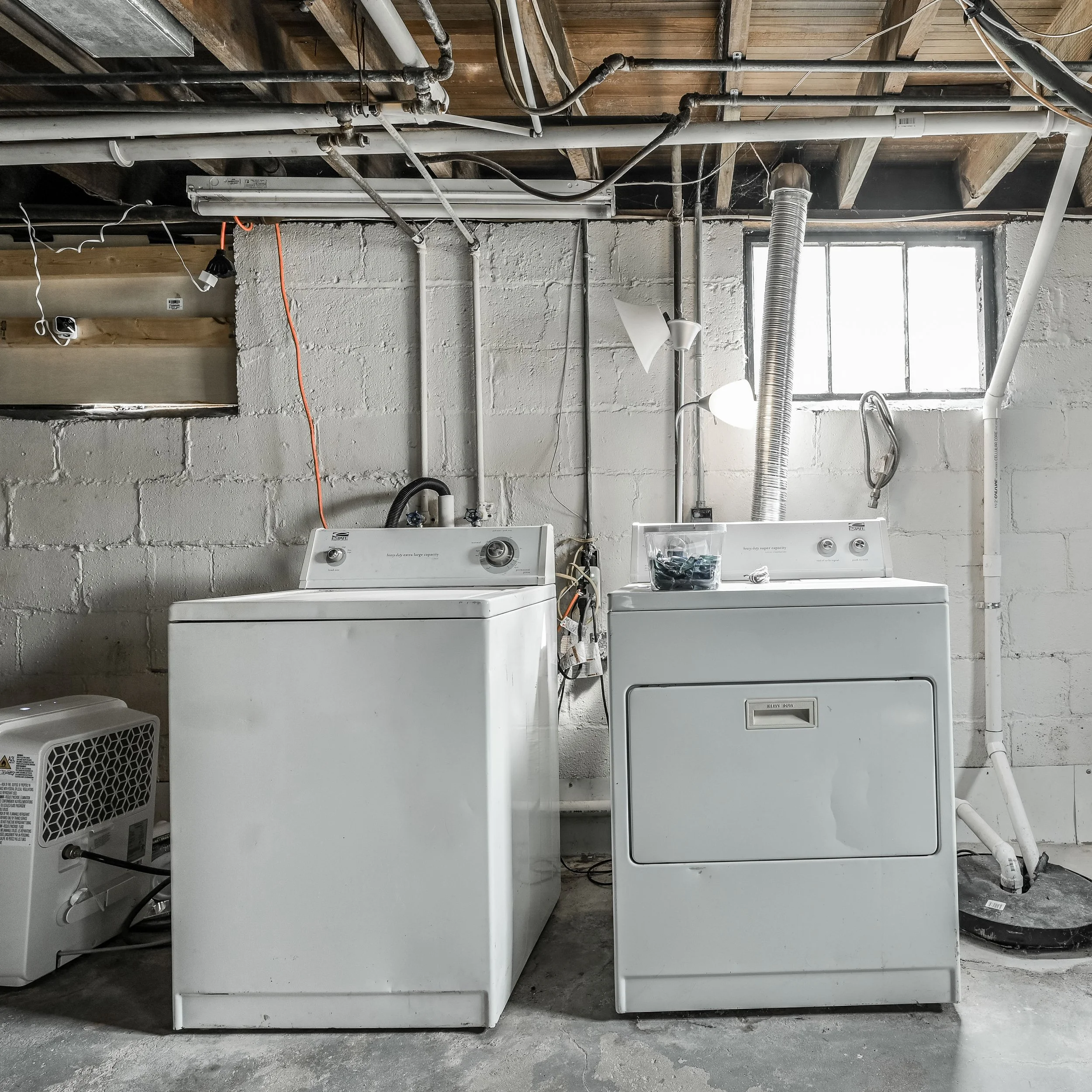 22 - {5855 E 10th St}.jpg