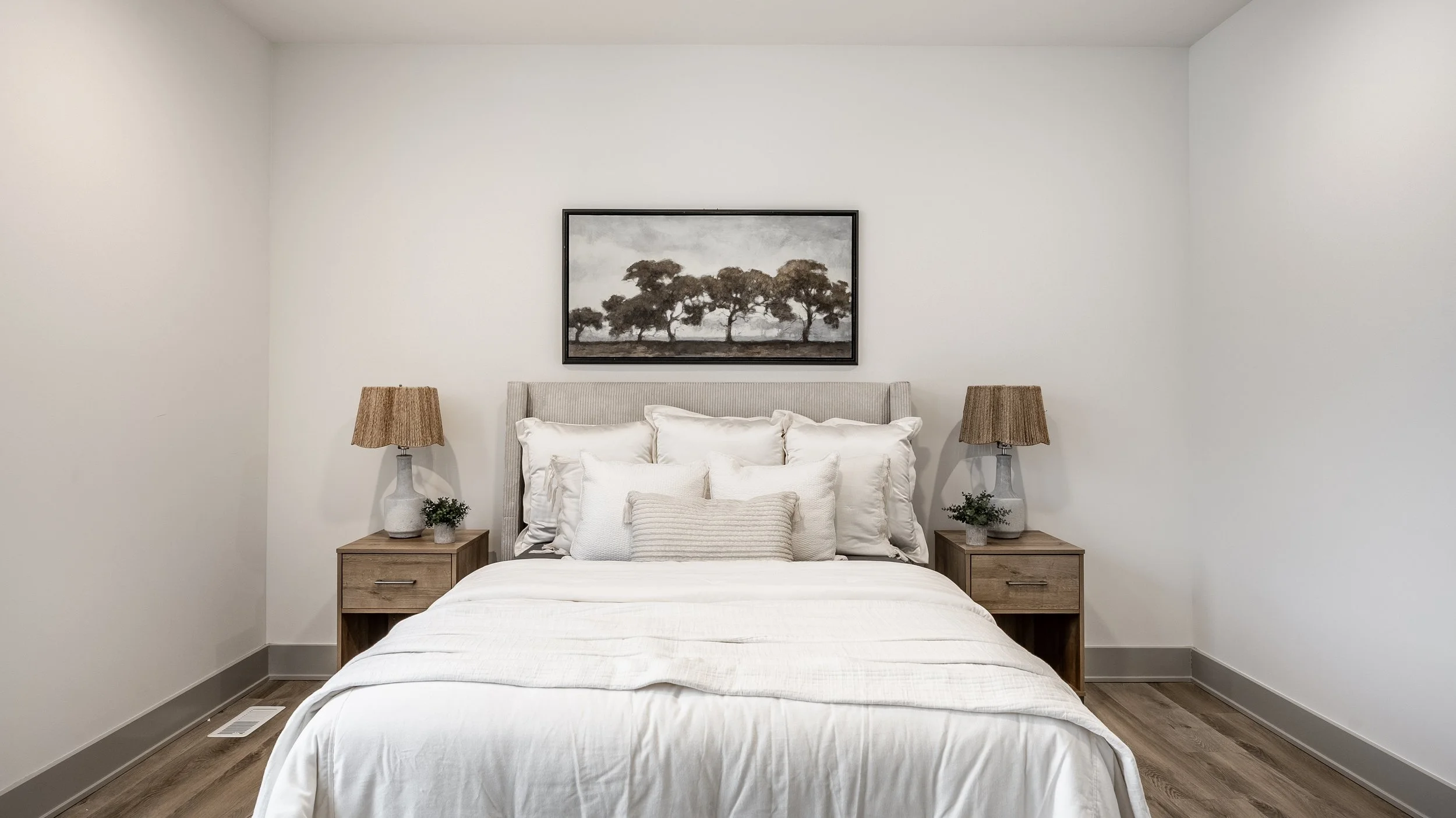 22 - 530 W 41st St.jpg