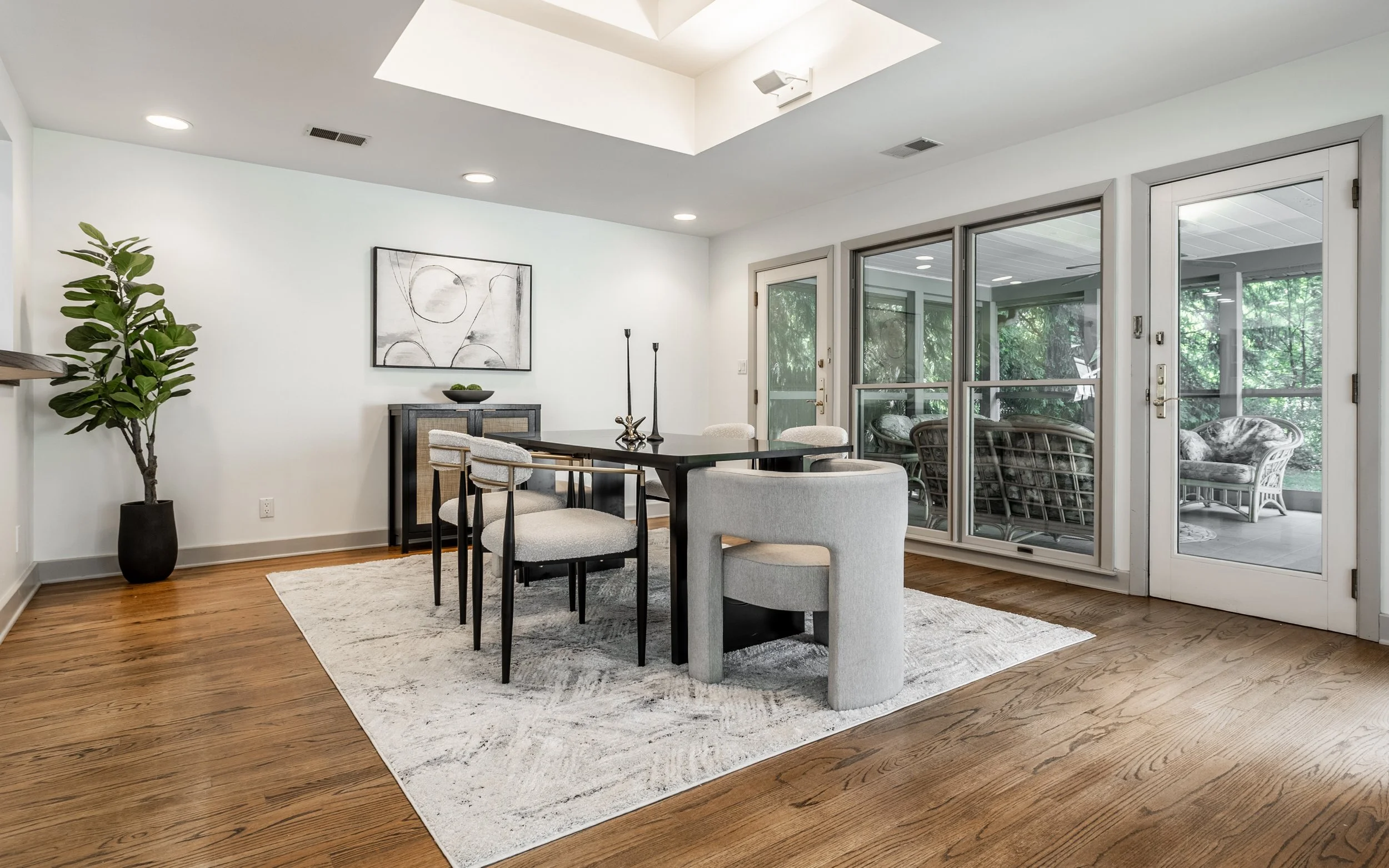 14-1207 Golden Hill Dr.jpg