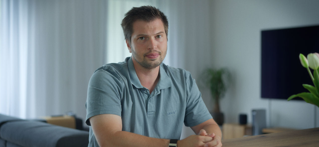 Timeline 1_01_44_39_01.png