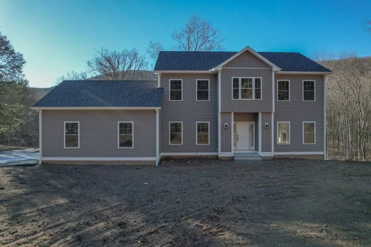 669 Mountain Road, Cheshire, CT