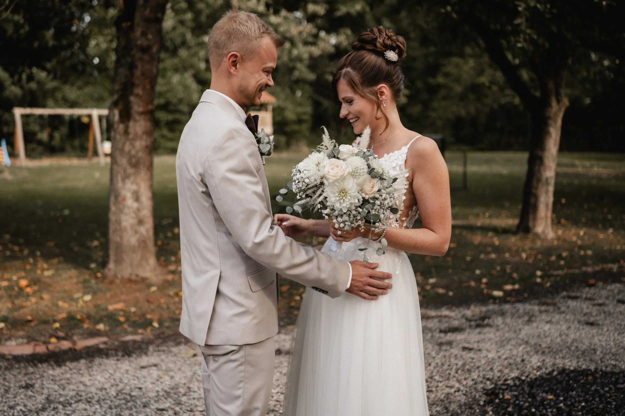 Laura & Joel 004.jpg