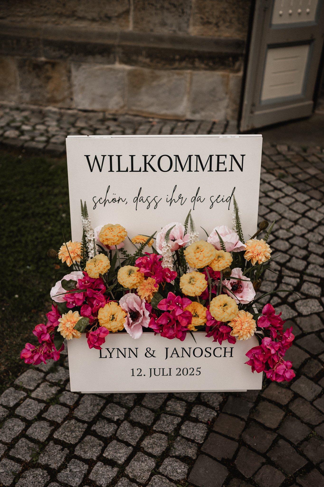 Lynn & Janosch 001.jpg