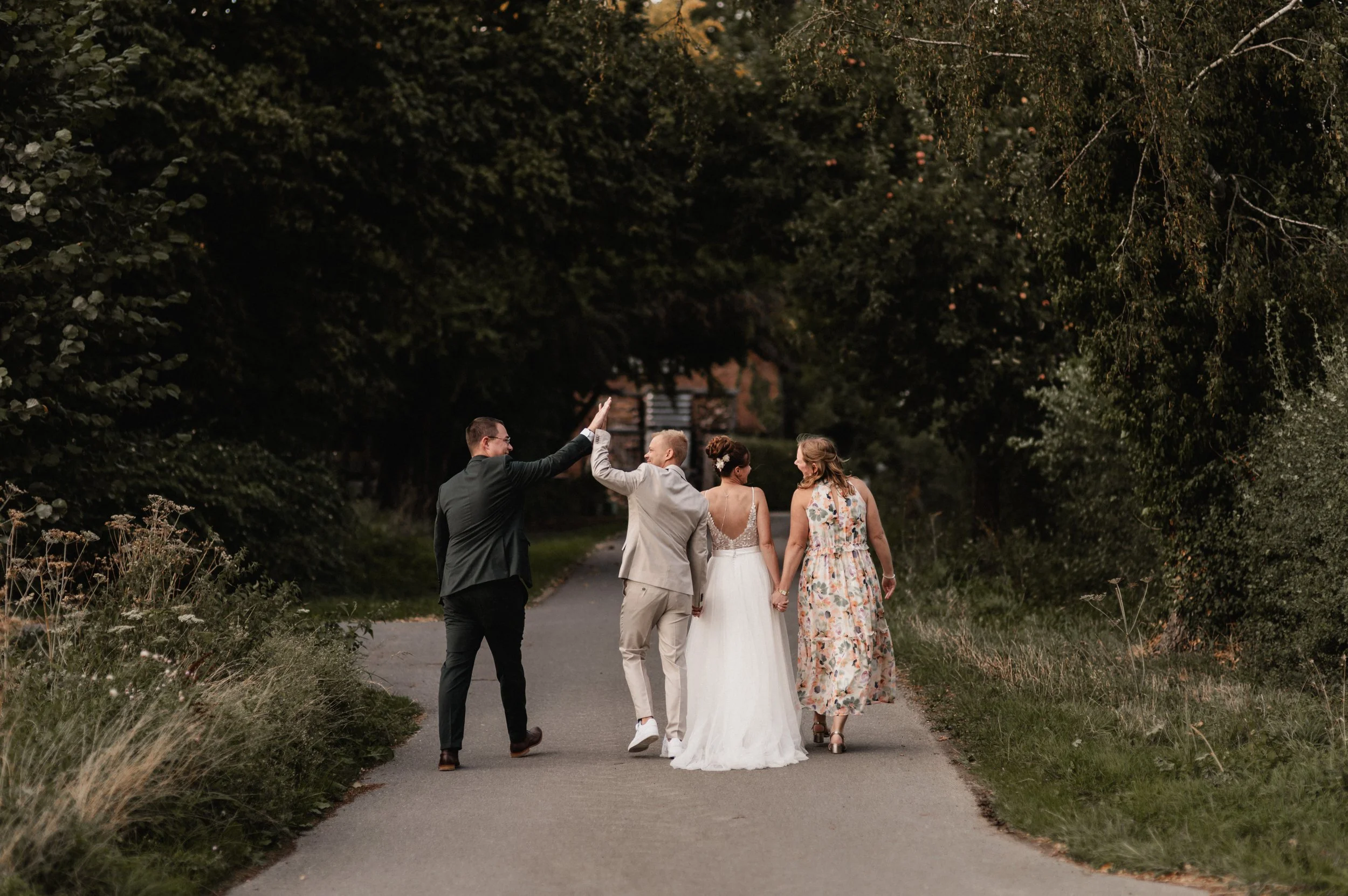 Laura & Joel 078.jpg