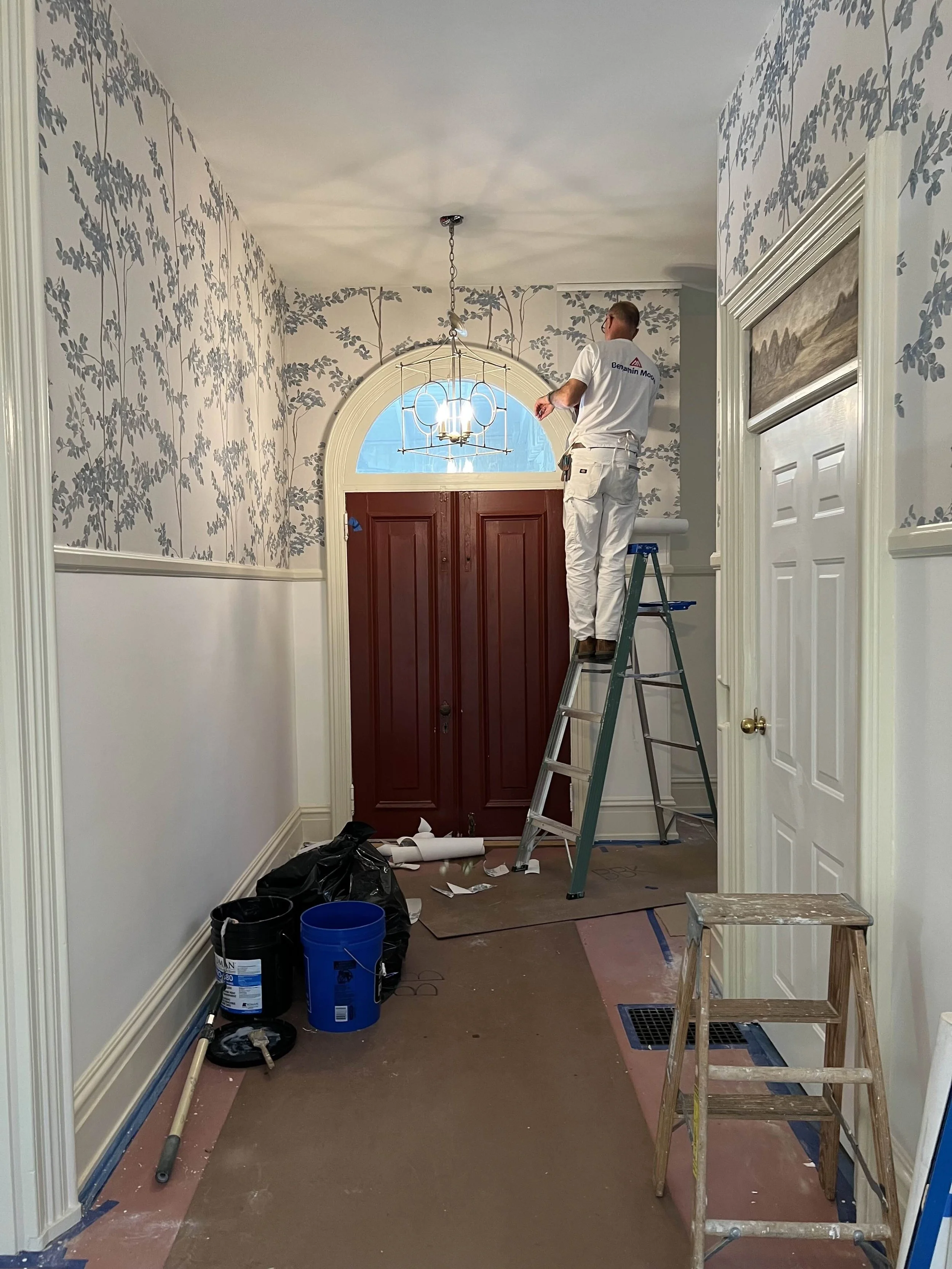 bleecker-hall-foyer-wallpaper-install.jpg