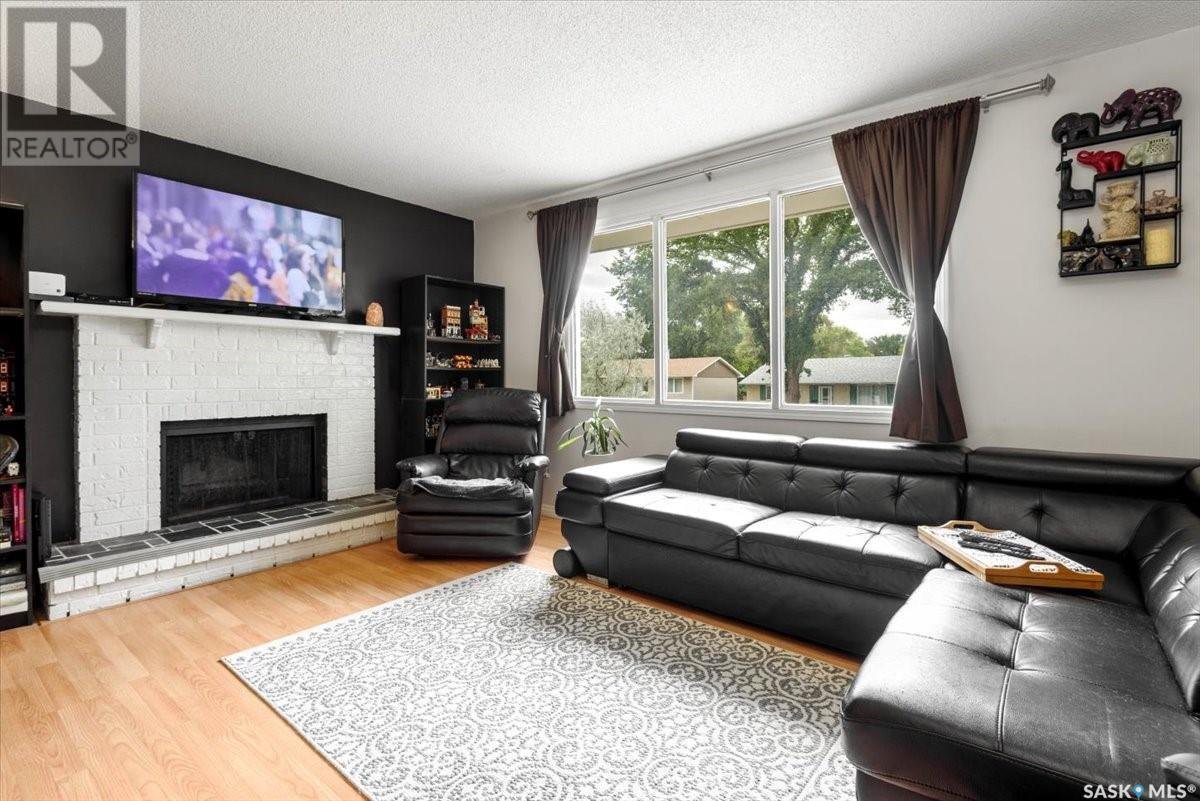 419 Palliser St - 2.jpg