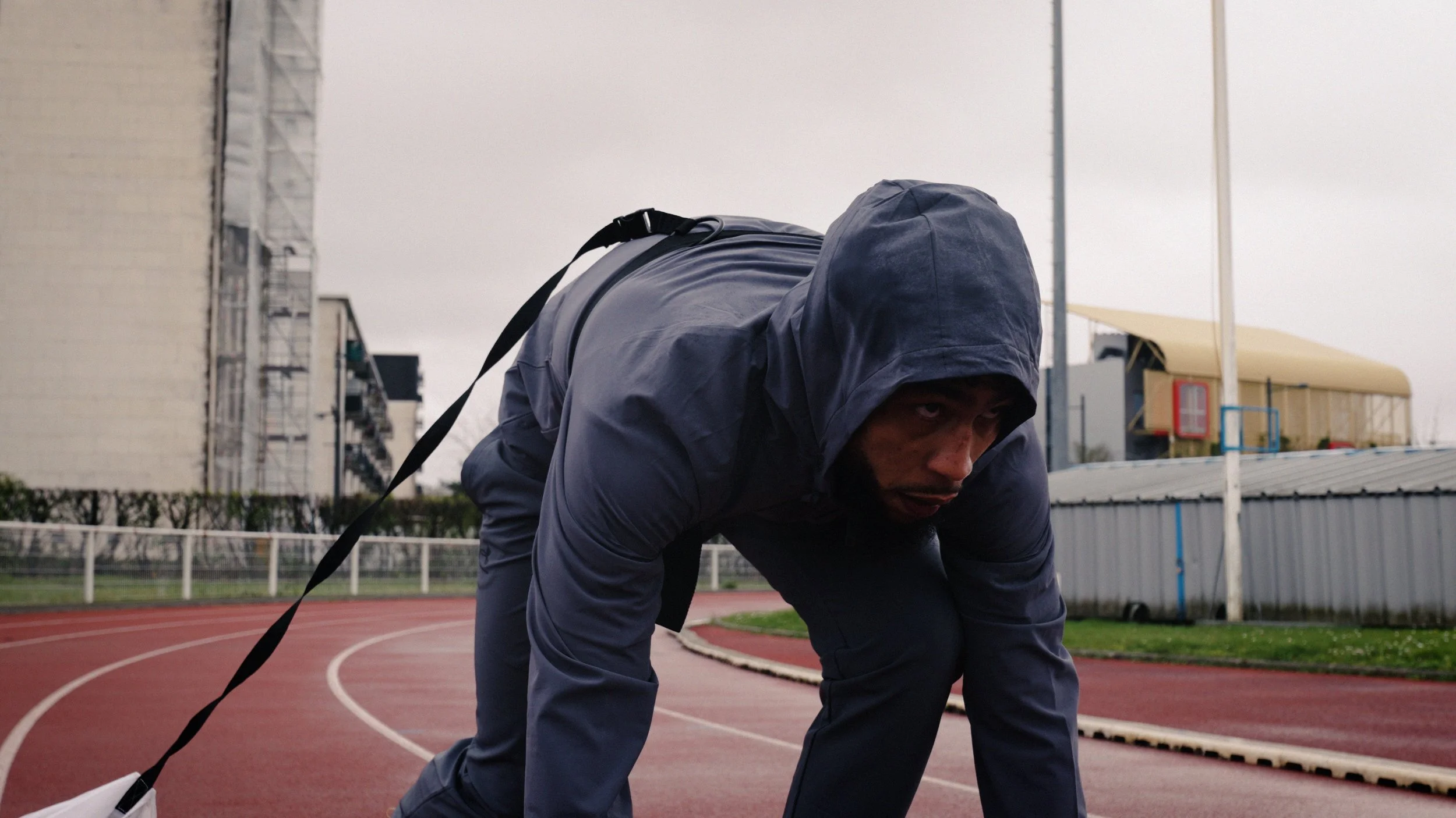 MALVO TRAILER BOXE_6.00_01_03_07.Still008.jpg