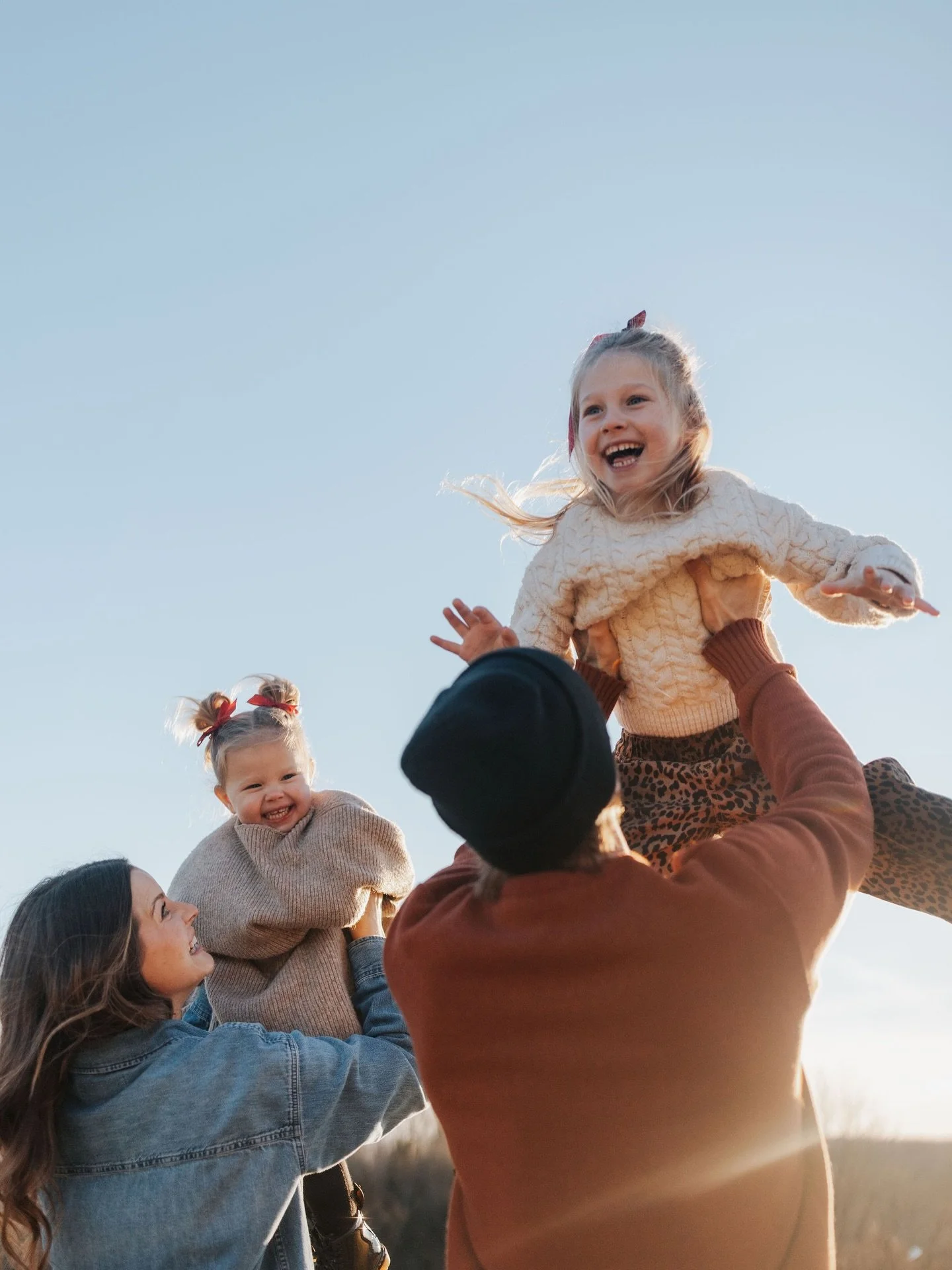 When the sun. The greens. And the moments are golden ✨