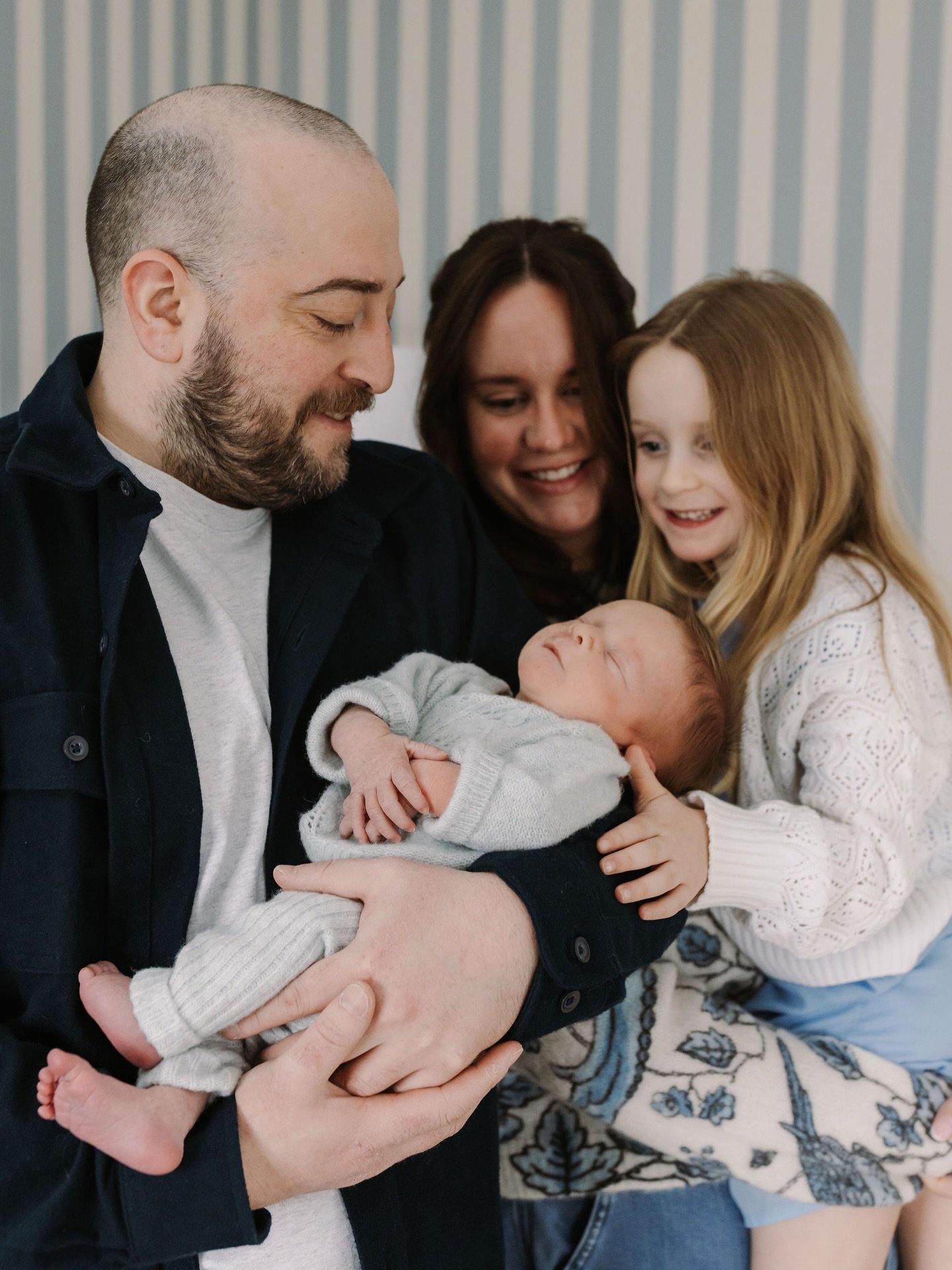 Old friends, growing families, and sweet big sisters 🤍&mdash;the makings of some magical in-home newborn photos.

I&rsquo;m at capacity for weddings this year, but I&rsquo;m currently booking sessions for the rest of 2026 and 2027 weddings! Please f