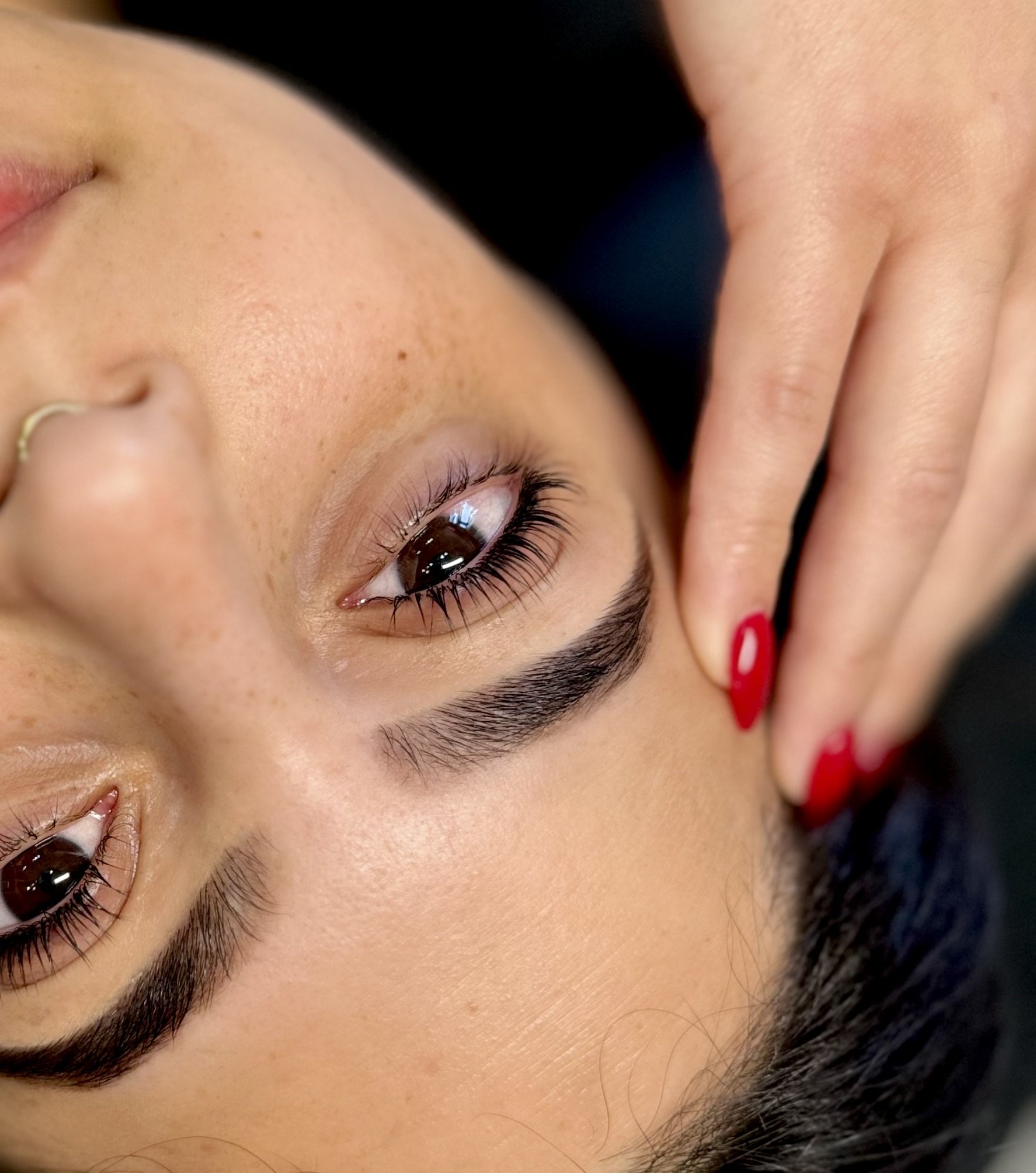 Best Brow Services in NYC: How to Choose the Perfect Brows for Your Look