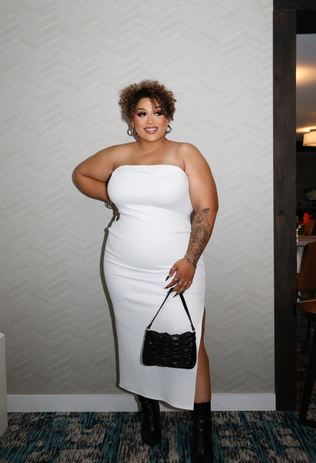 Dress: @Fashionnova