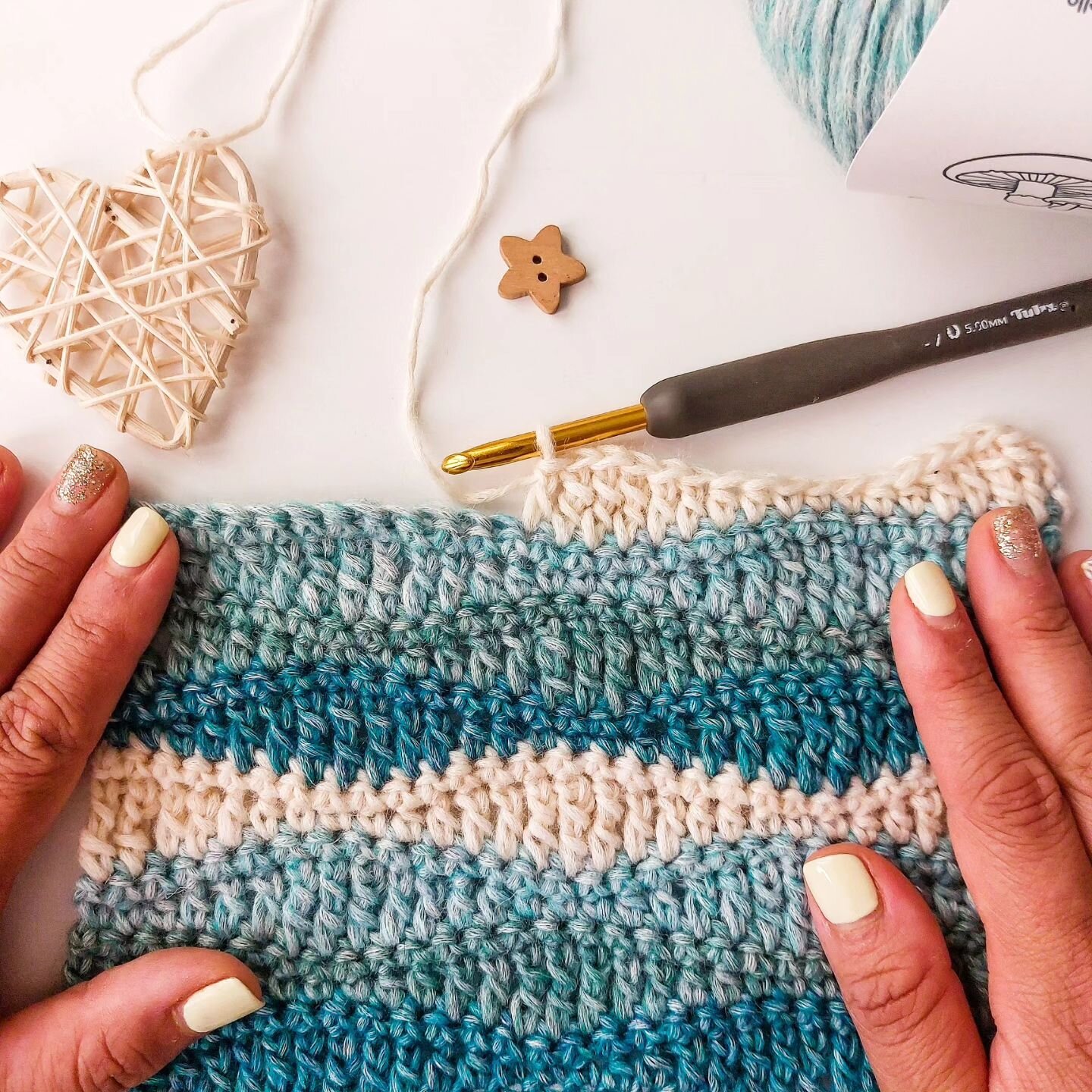 GIVEAWAY TIME &times; @hobbii_yarn 💖
How amazing would be to win 100 to spend on new yarn!? To celebrate Black Friday, which is starting 13th November at Hobbii, they are doing a massive giveaway and giving 4 lucky winners an amazing gift card for $