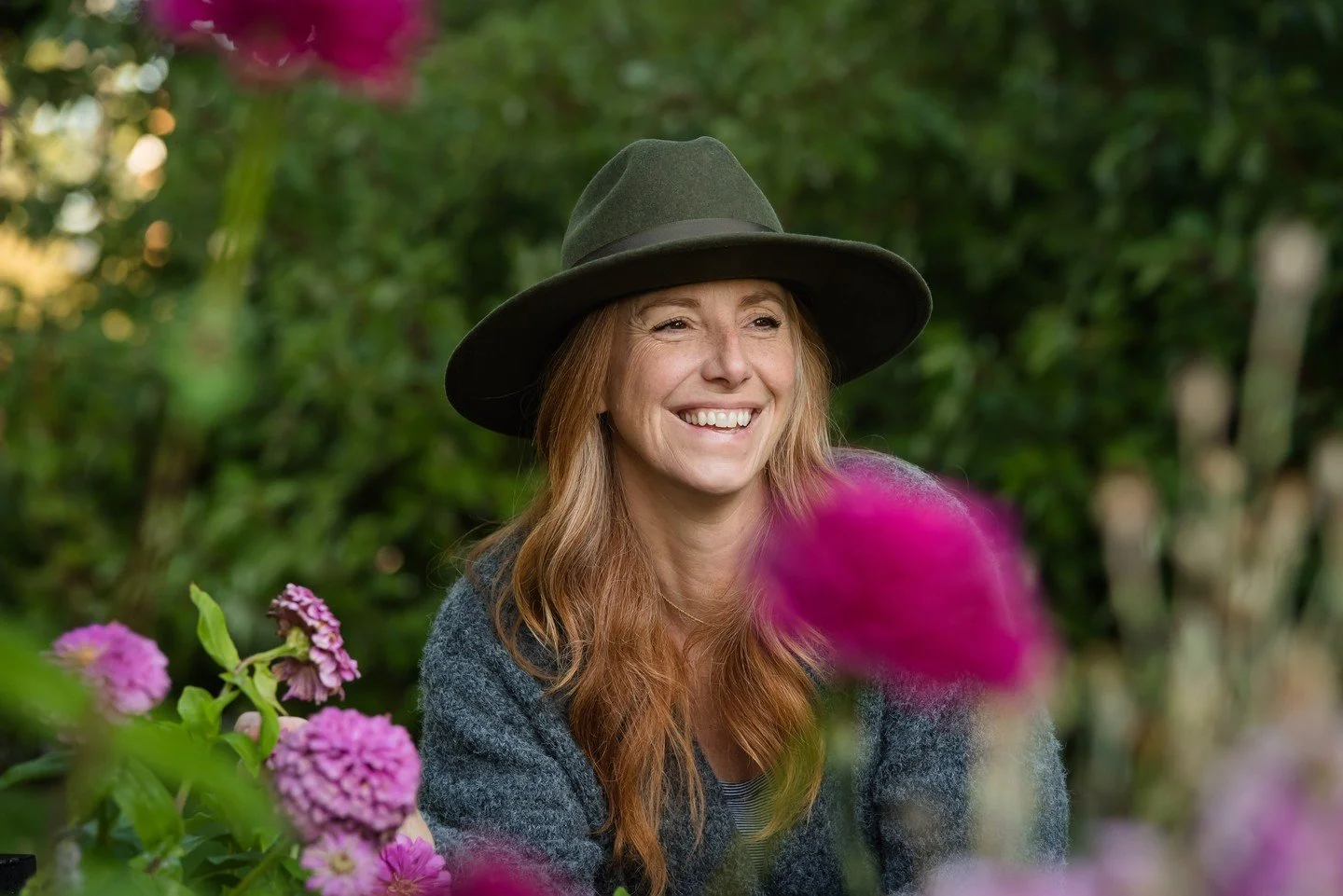 The zinnias made it well into October this year, they are lasting beauty just like this gem of a woman! She's creative, kind, so smart, and absolutely beautiful. ⁠
@driftlessroots_hairstudio