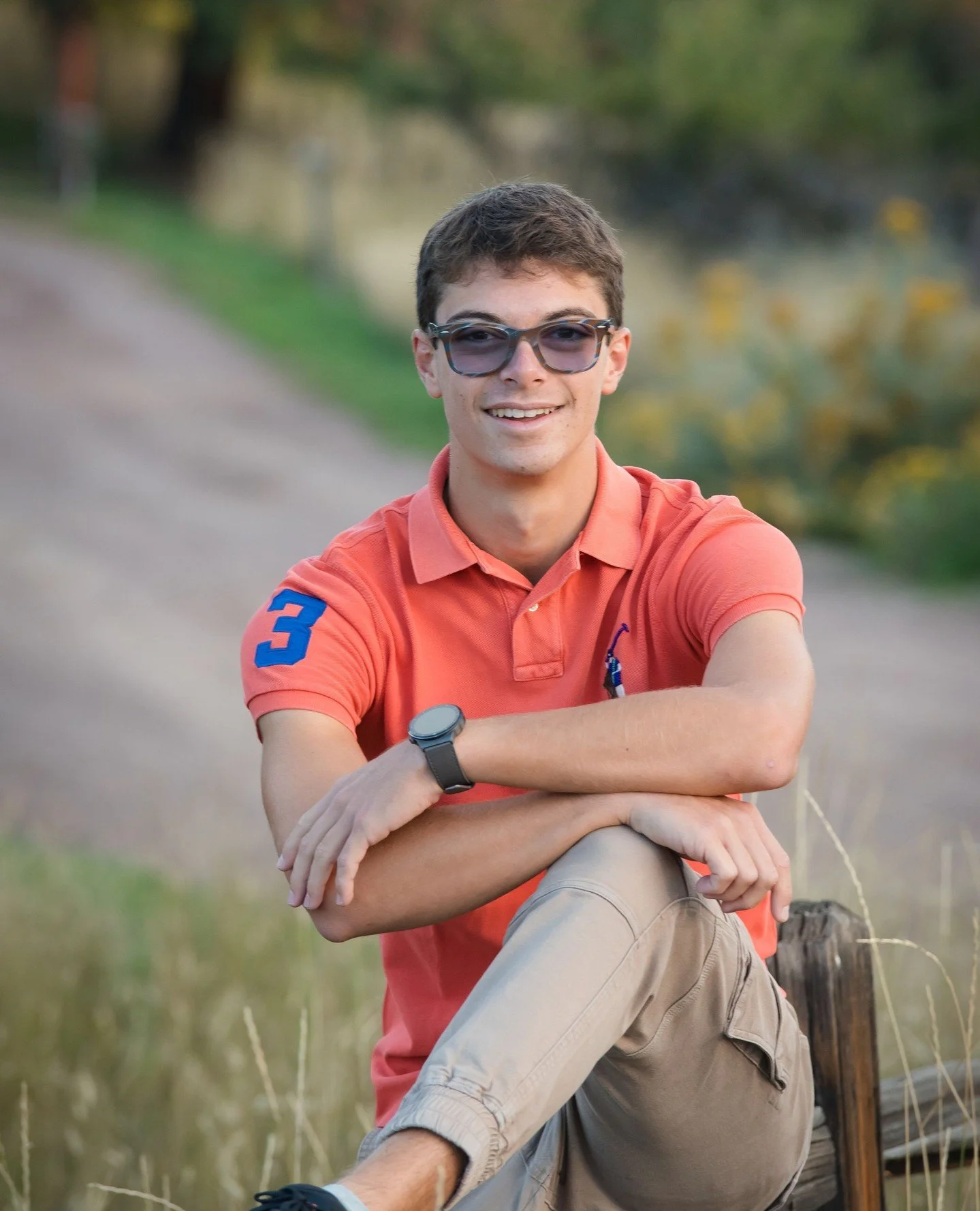 Chi vuole giocare a tennis? ⁠
⁠
This amazing young man has won over the hearts of every American he has met since his arrival to the US in August. ⁠
⁠
So happy to know you, Edoardo! You got the best host family and it was such a pleasure to photograp