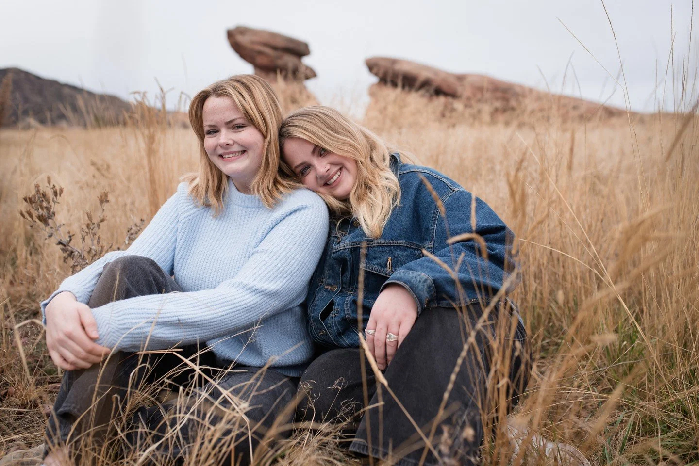 Sisters are like stars. You may not always see them, but you know they are always there.⁠
⁠
#denverfamilyphotographer #lifestylephotography #familylove