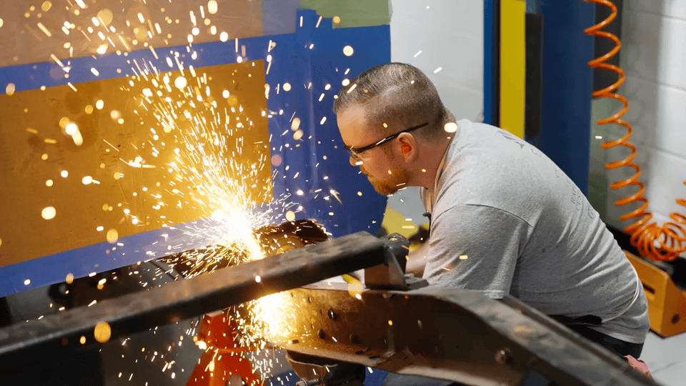 DME Fabrication - Ryan's Insane Truck Back Half - 4K.gif