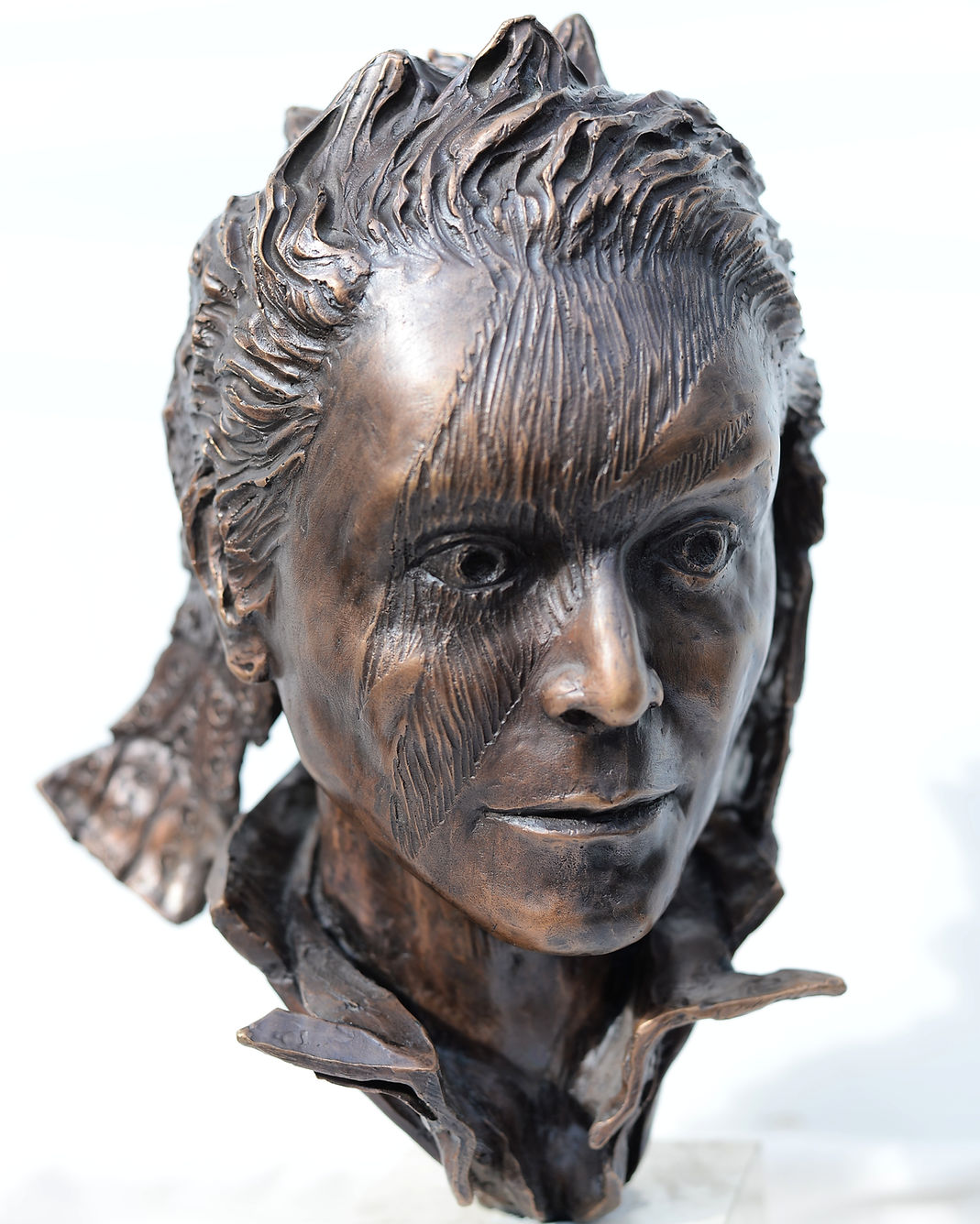 Sir Stardust, bronze 41 × 25 × 16 cm
