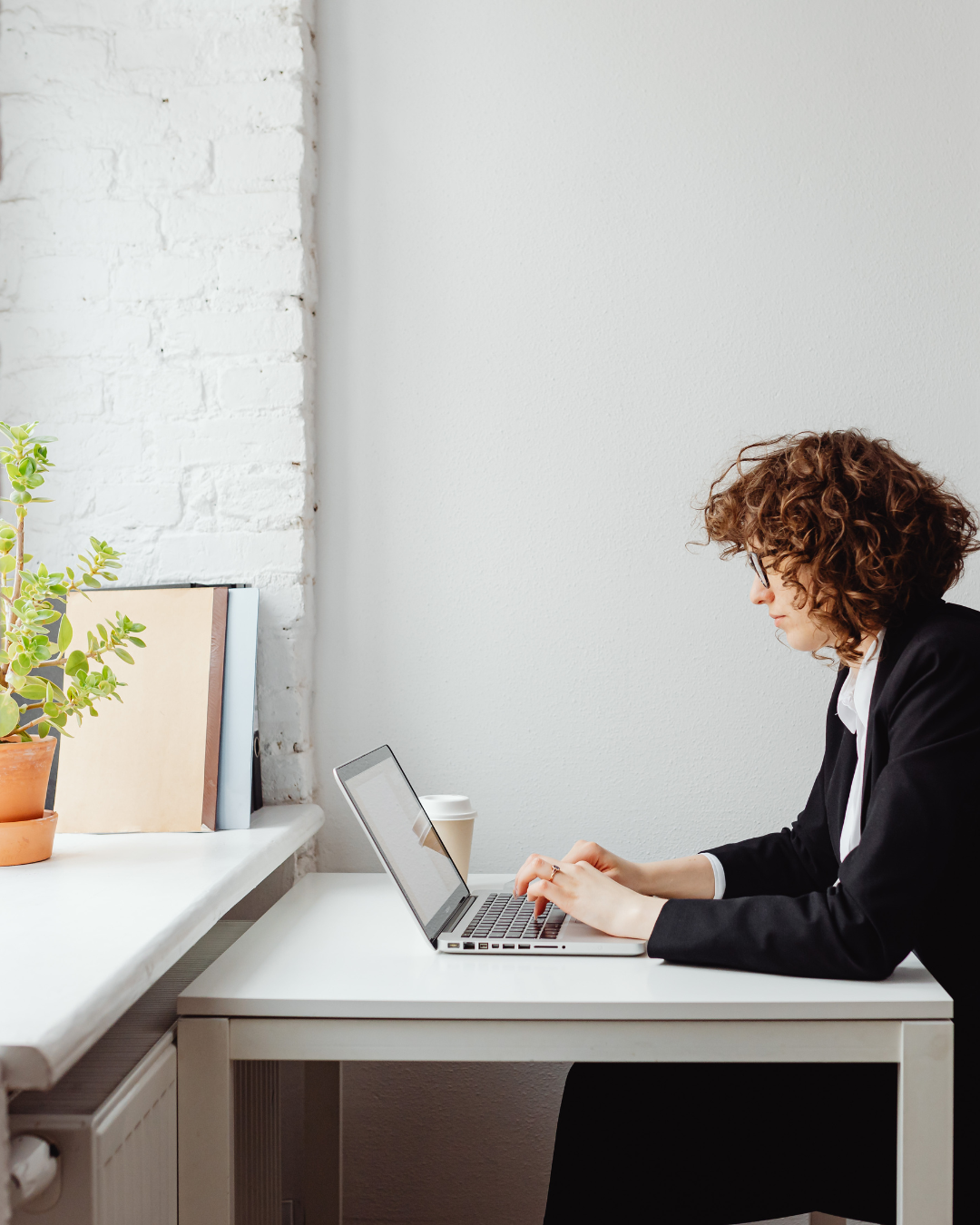 Financial Clarity for Wellness Entrepreneurs: Building a Profitable Practice Without Burnout