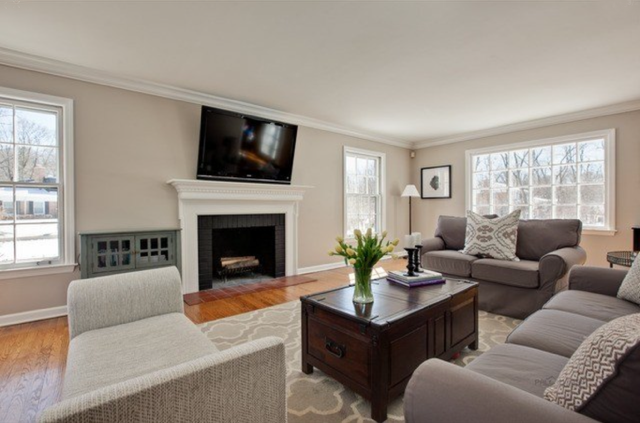 Living Room - Before