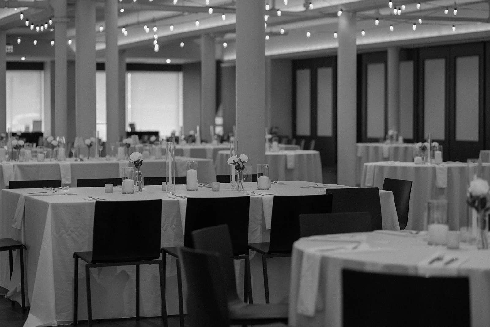 Corporate banquet seating arrangement for a company event in Cedar Rapids